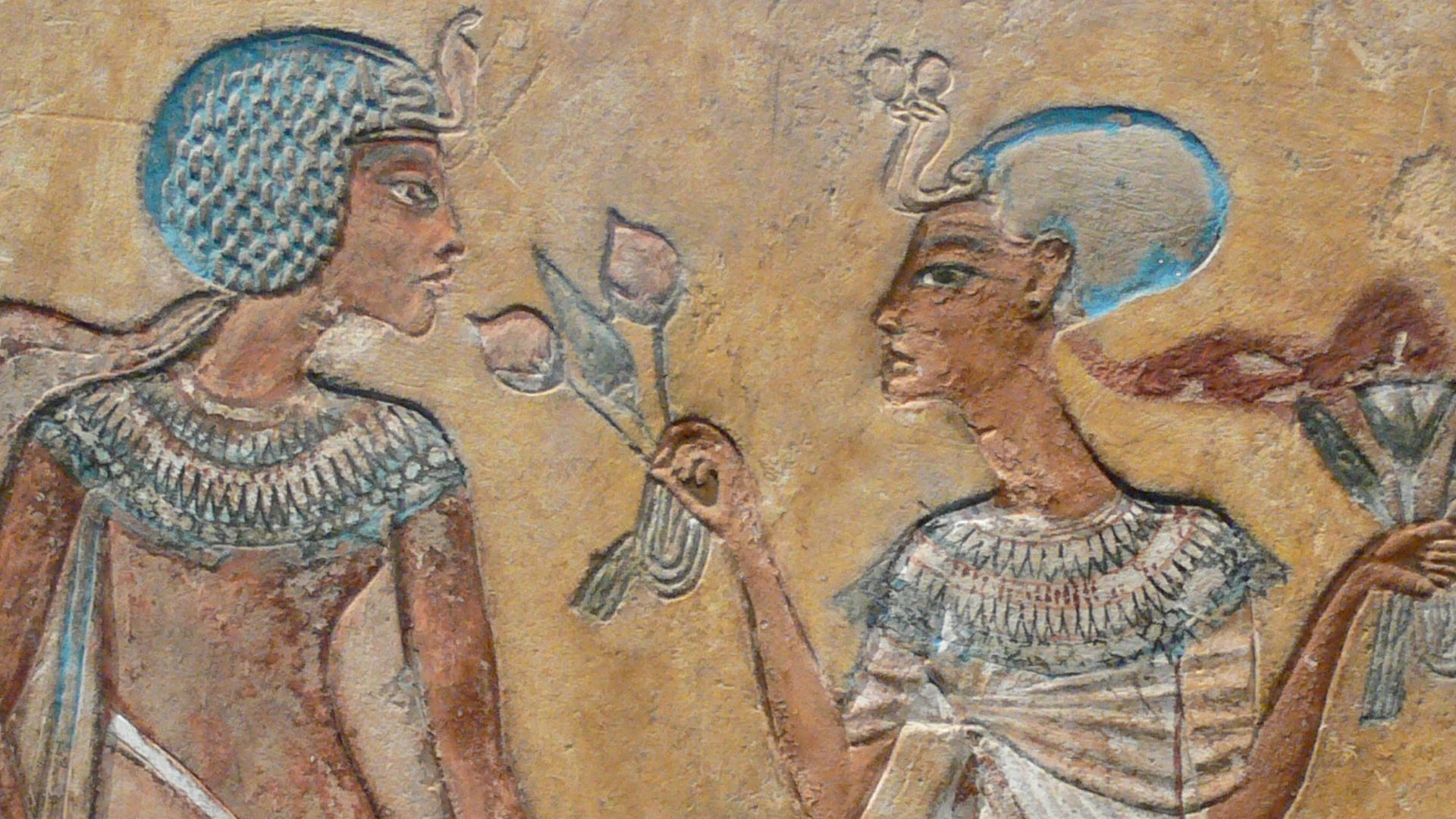 File:Spaziergang im Garten Amarna Berlin.jpg