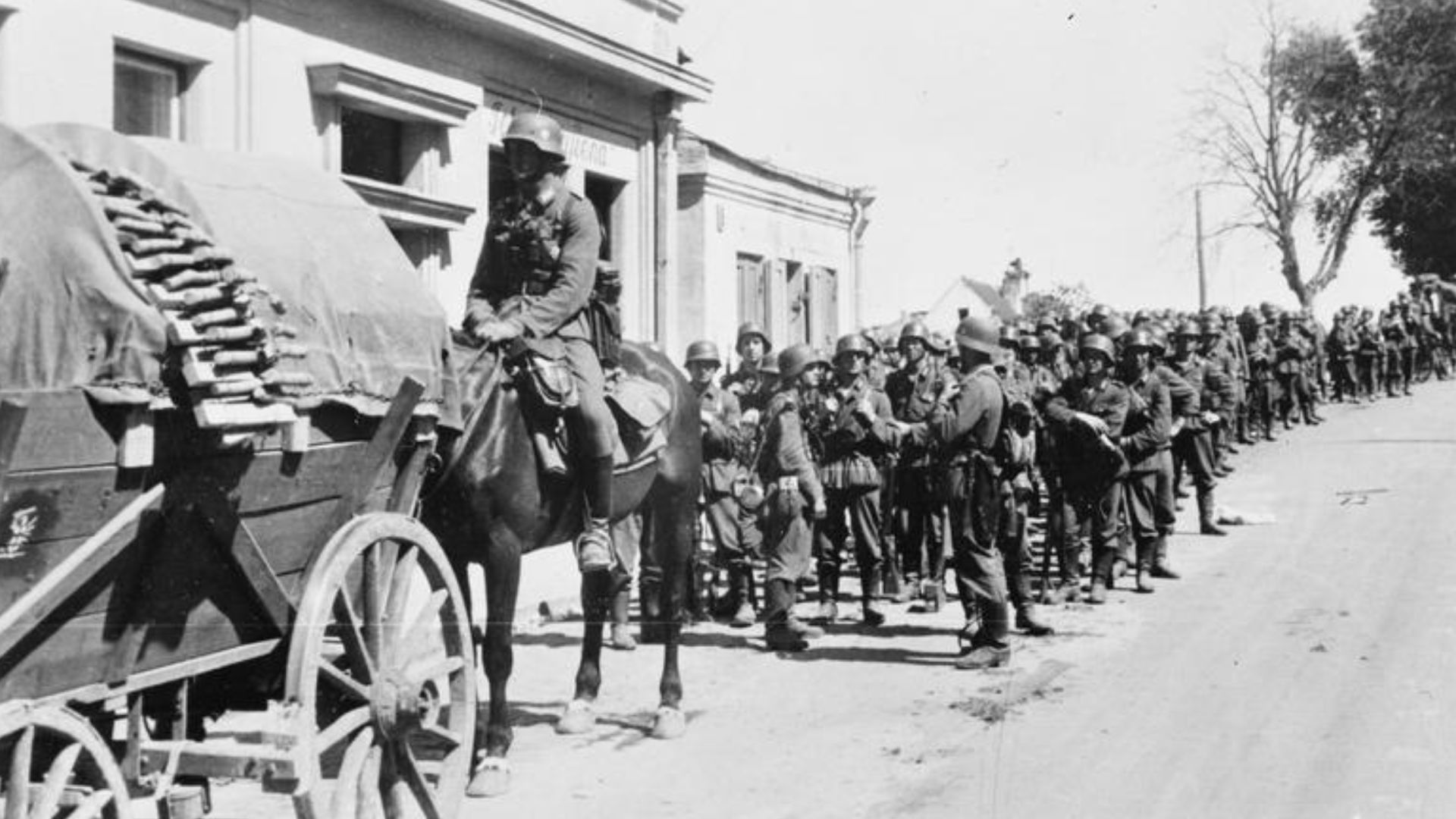 File:THE GERMAN INVASION OF RUSSIA 1941 HU8906.jpg