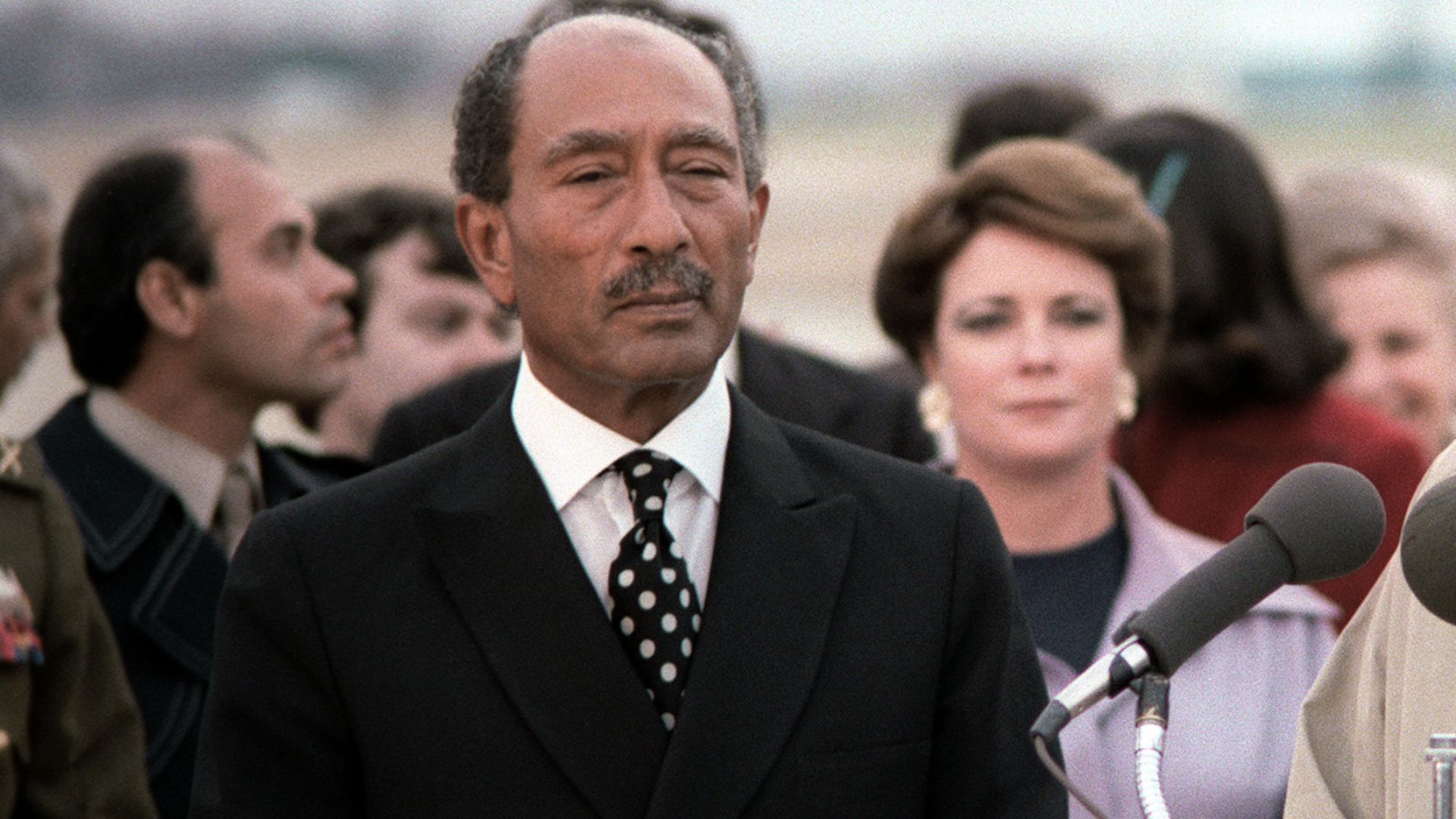 File:Anwar Sadat and Cyrus Vance.jpg