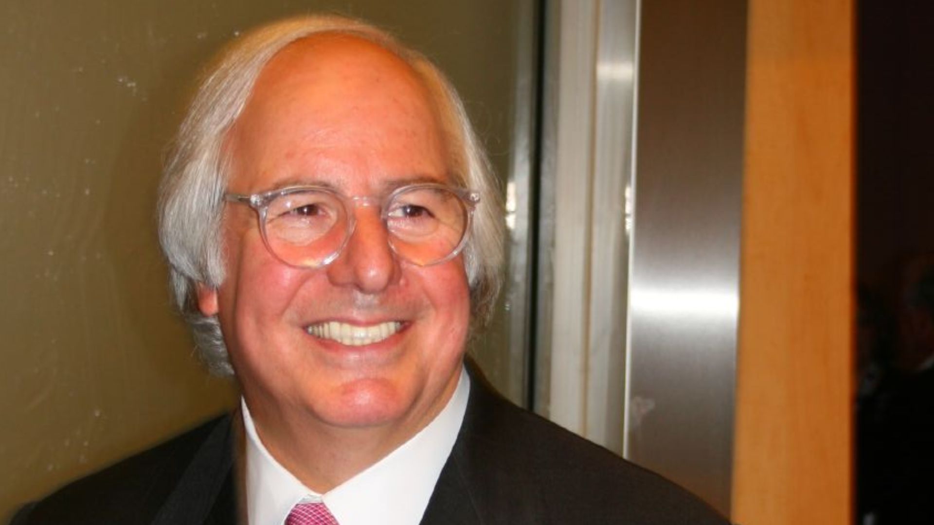 File:Frank Abagnale.jpg