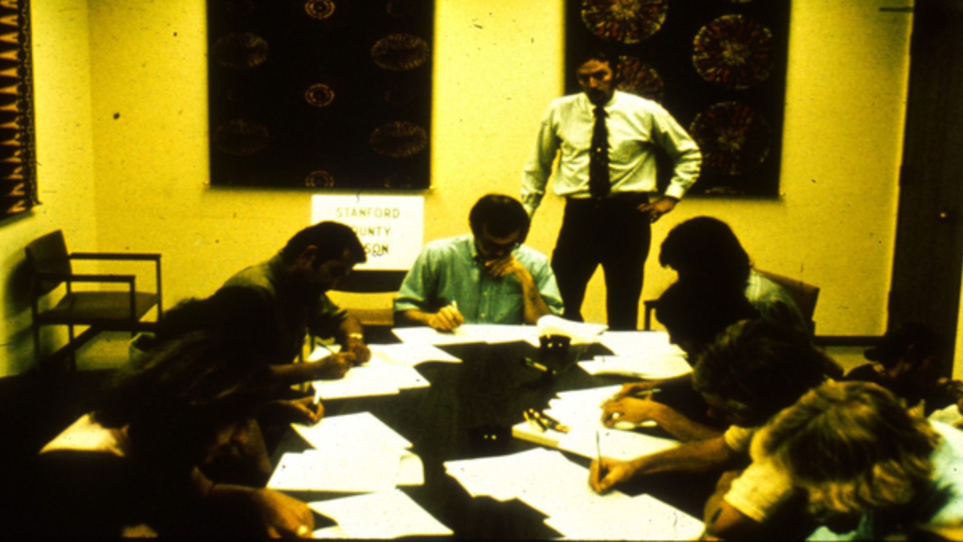 File:SPE1971-screening applicants.jpg