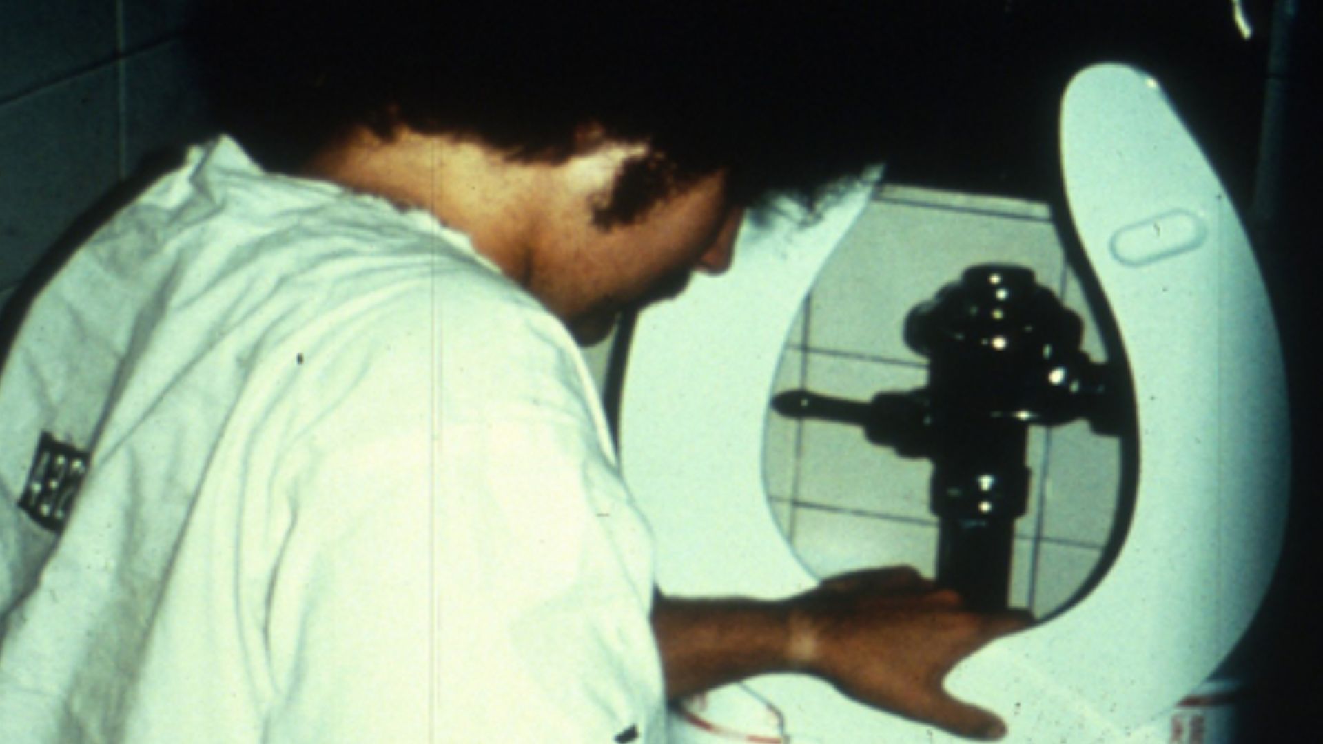 File:SPE1971-prisoner-cleaning-toilet-barehanded-as-punishment.jpg