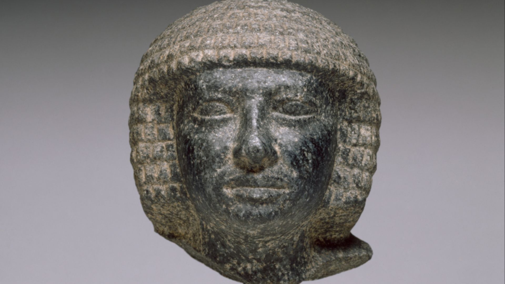 File:Egyptian - Man's Head with Curled Wig - Walters 2258.jpg