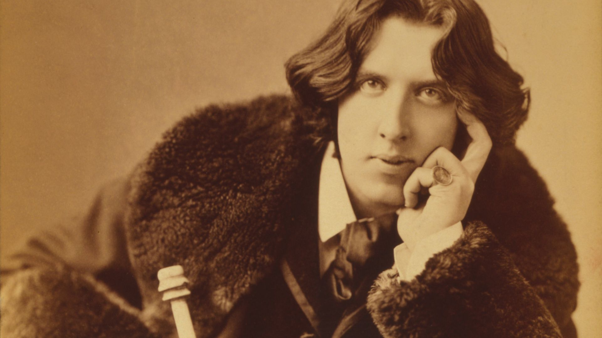 File:Oscar Wilde portrait by Napoleon Sarony - albumen.jpg