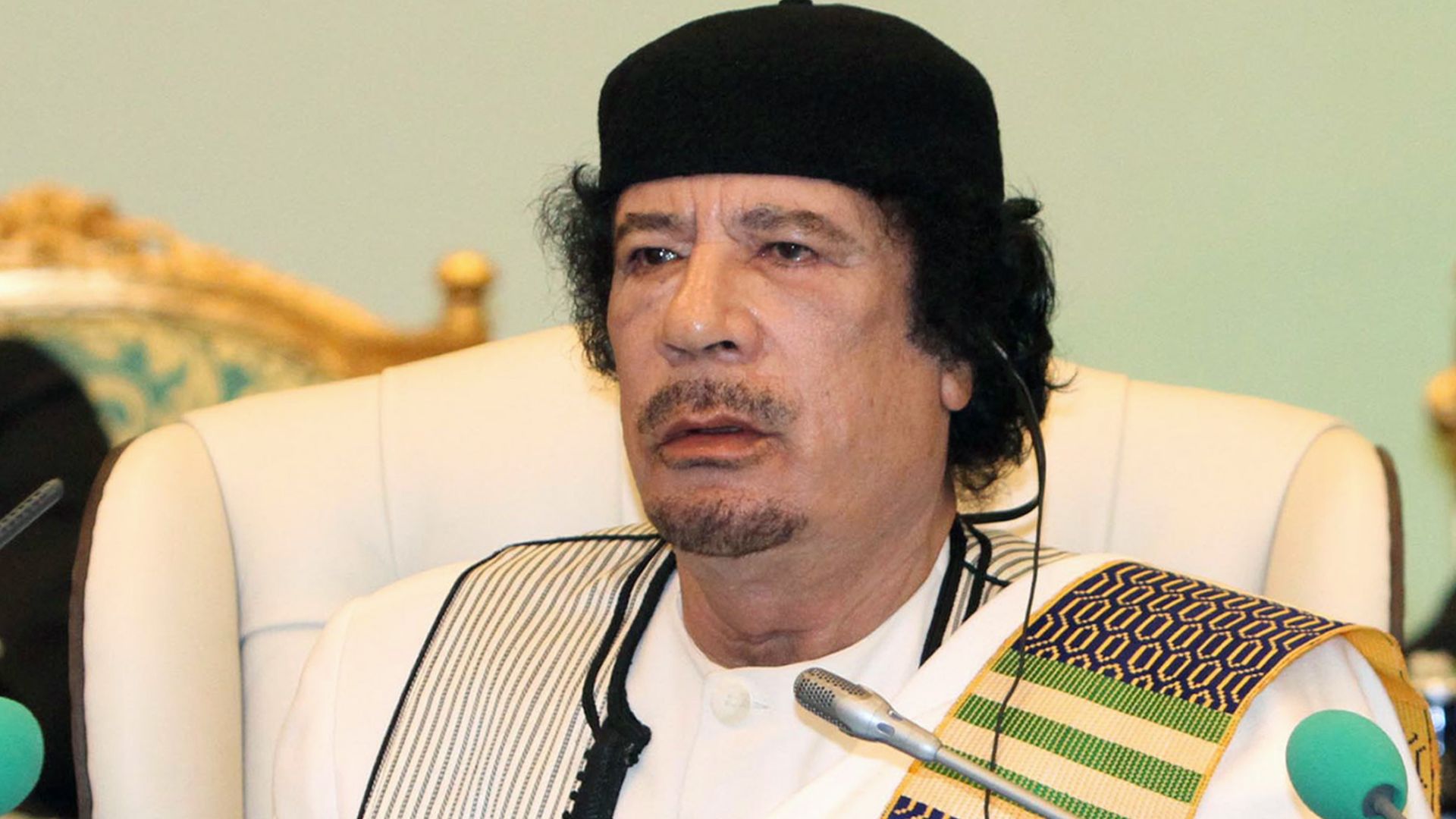 File:Muammar al-Gaddafi in 2010.jpg