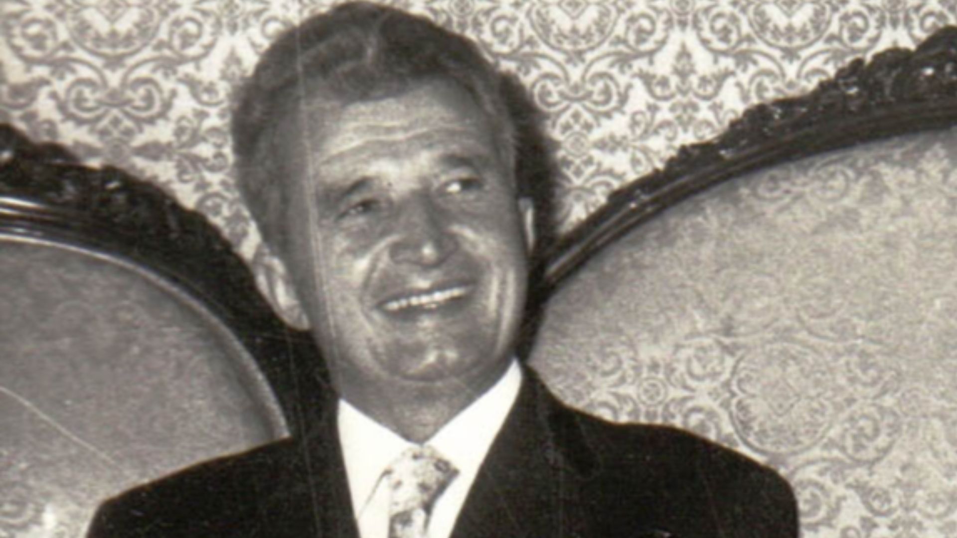 File:Nicolae Ceaușescu with Misael Pastrana.jpg
