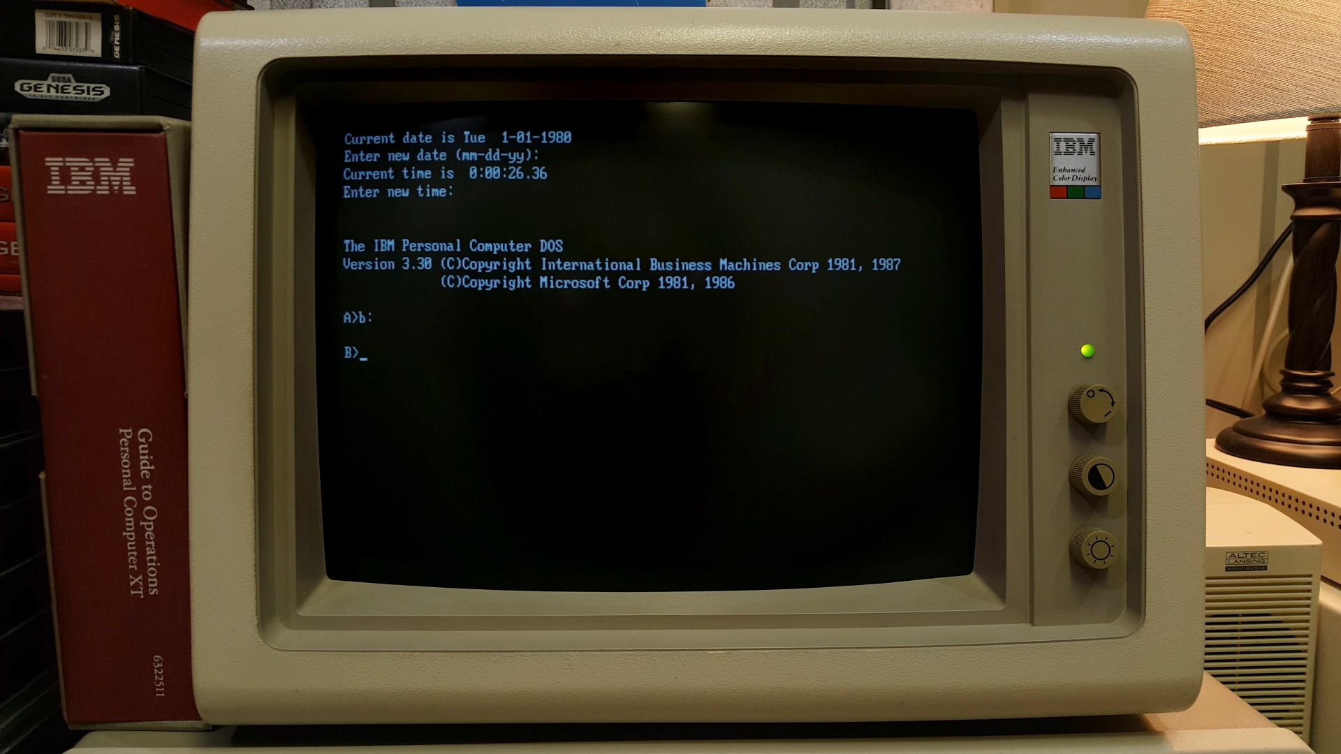 File:IBM 5154 - PC DOS Prompt.jpg