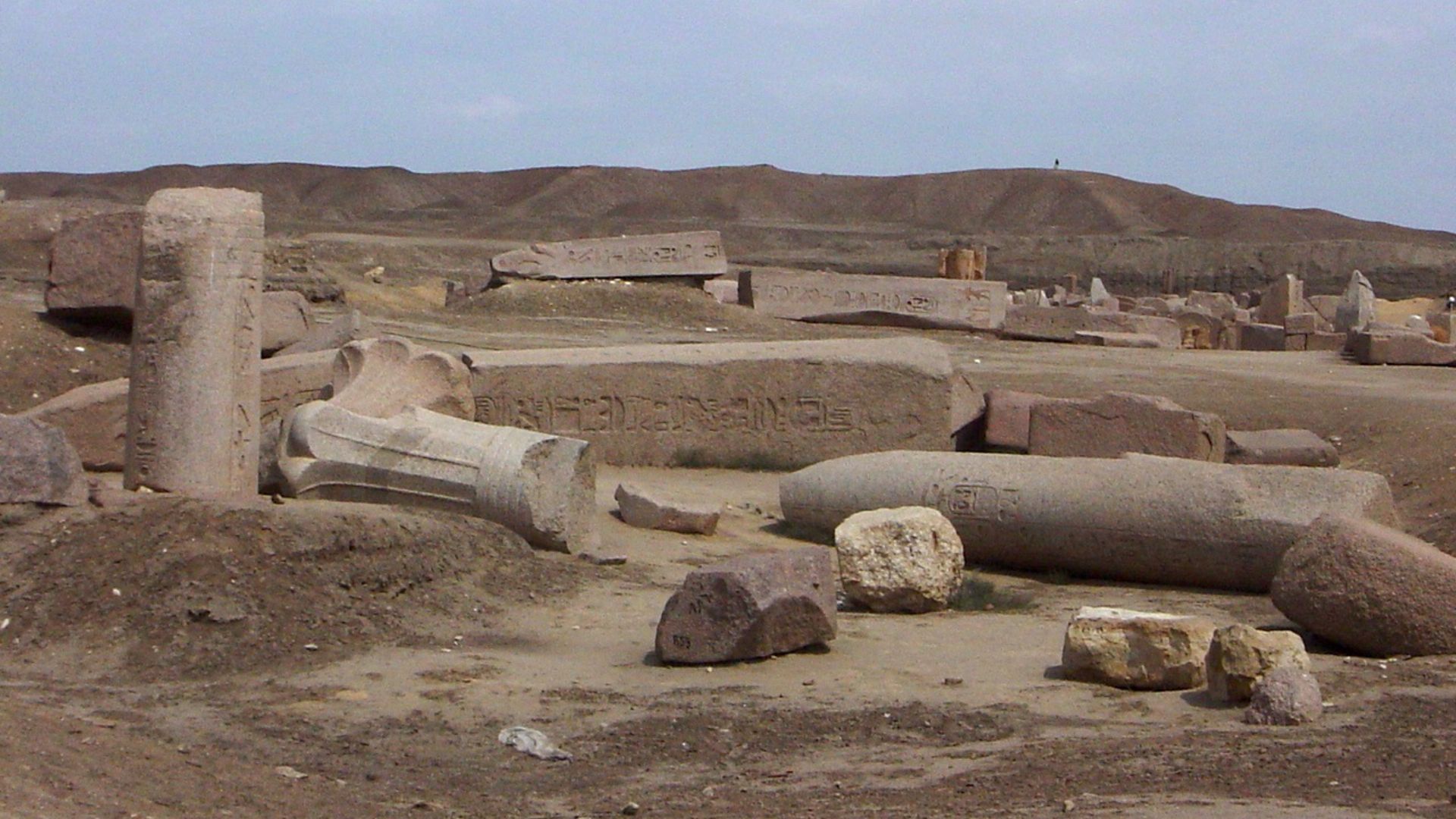 File:Ruins of Tanis.jpg