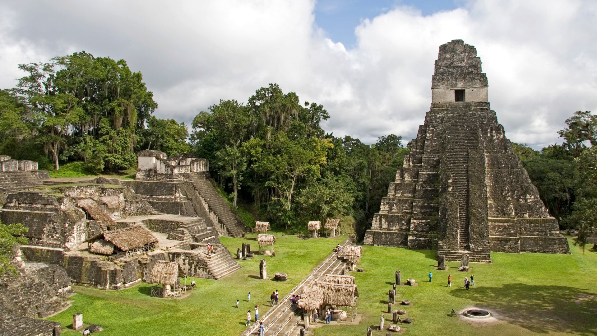 File:Tikal 3.jpg