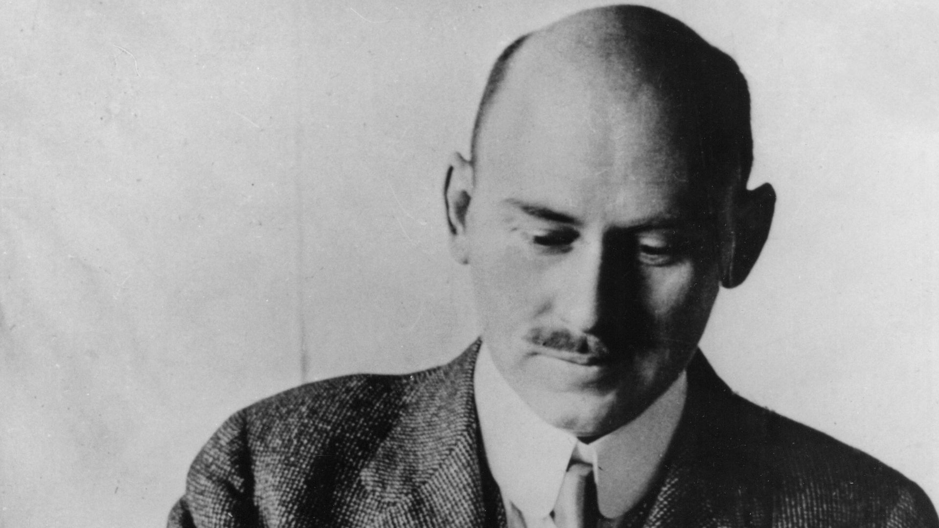 File:Dr. Robert Goddard.jpg