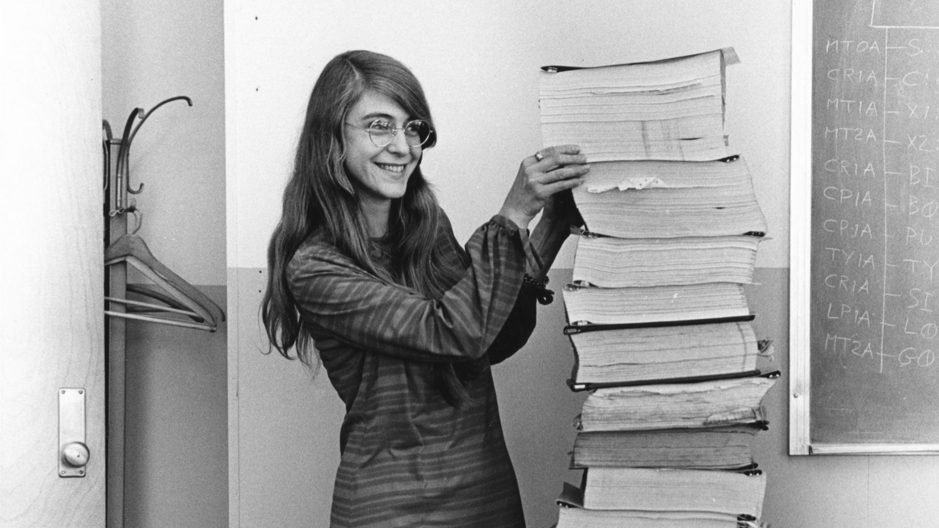File:Margaret Hamilton.gif