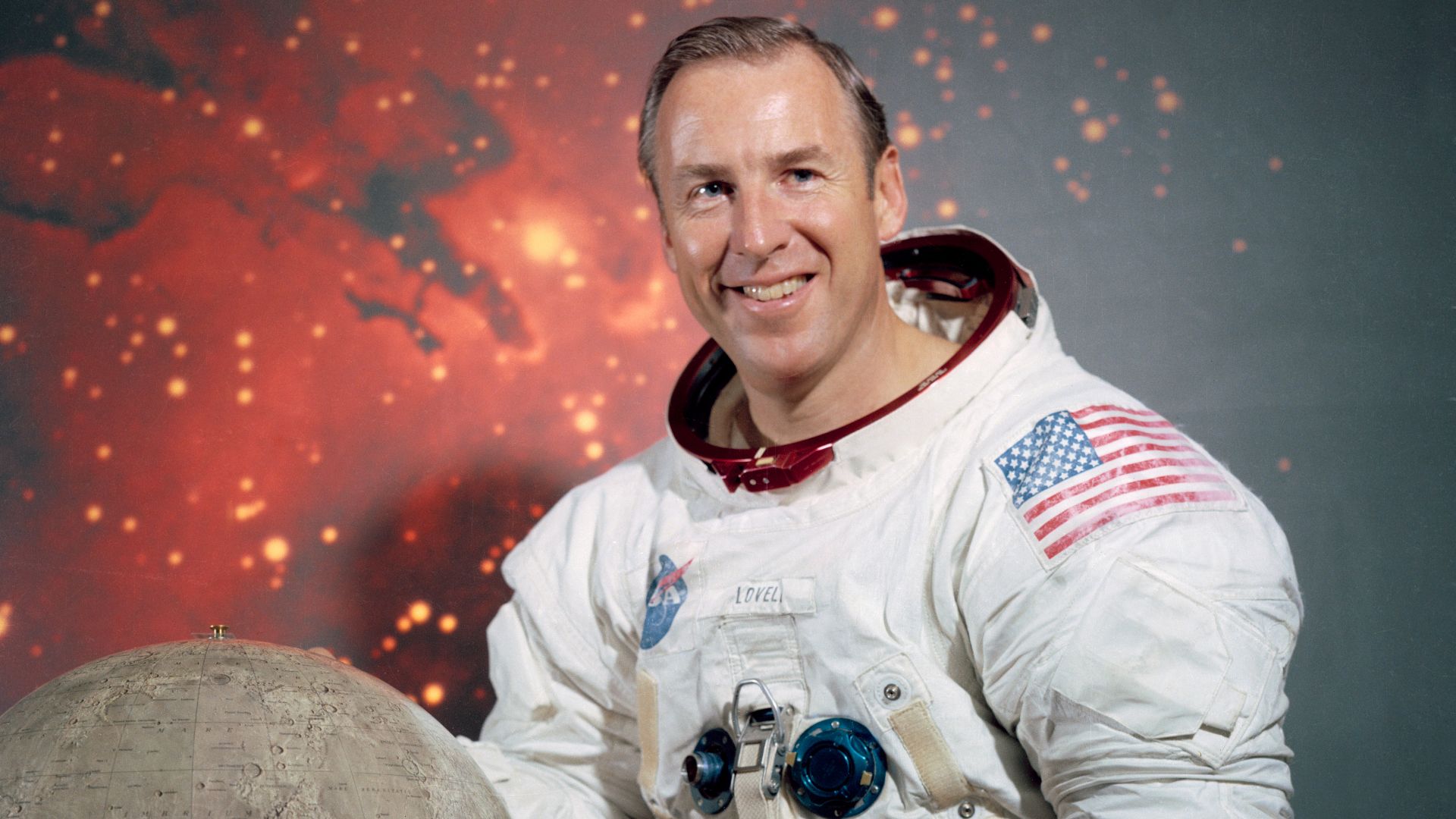 File:James Lovell.jpg