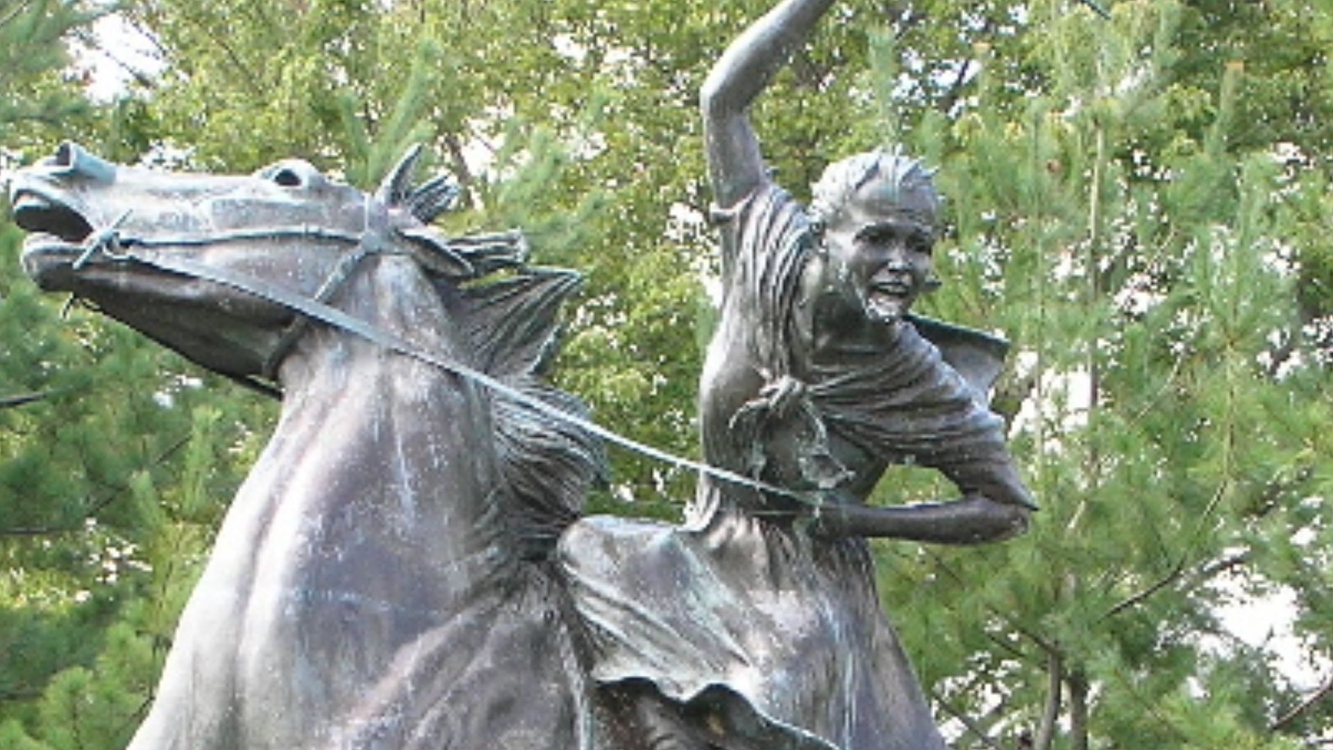 File:Ludington statue 800 (tight crop).jpg