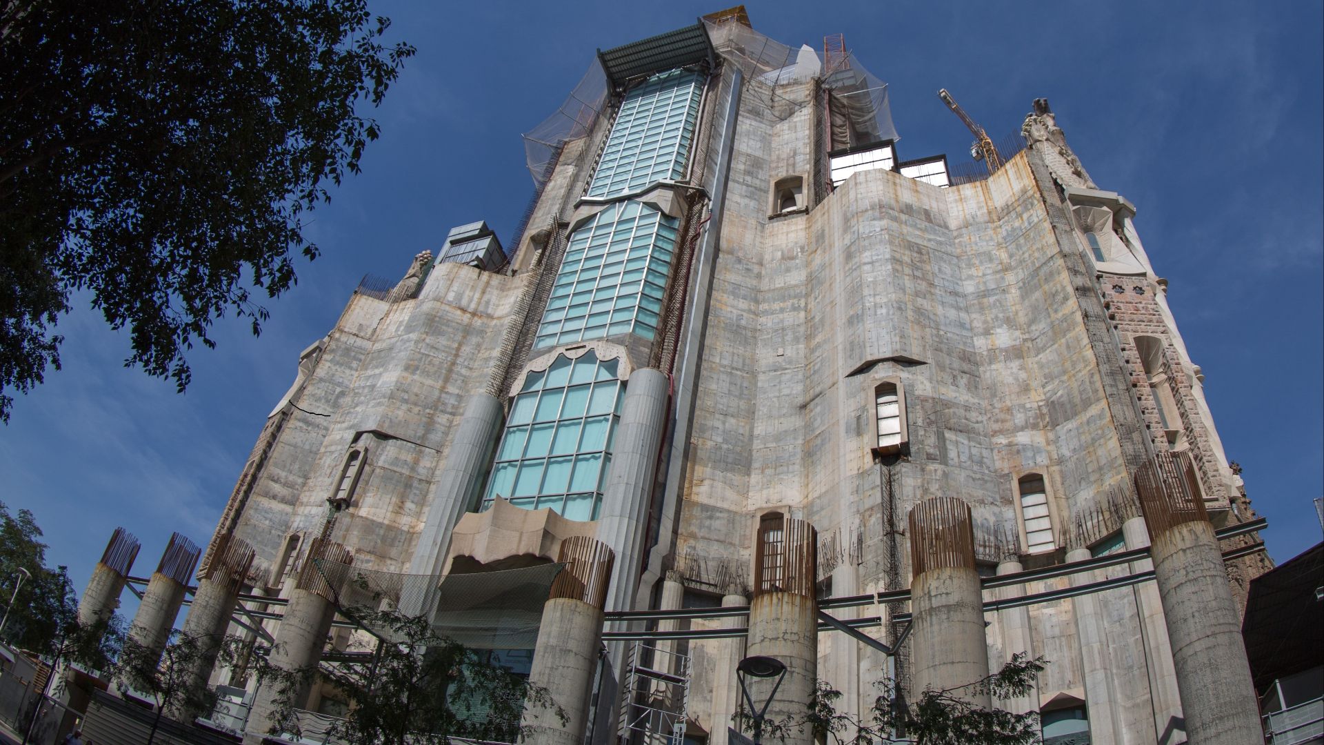 File:Segrada Familia 2016-394.jpg