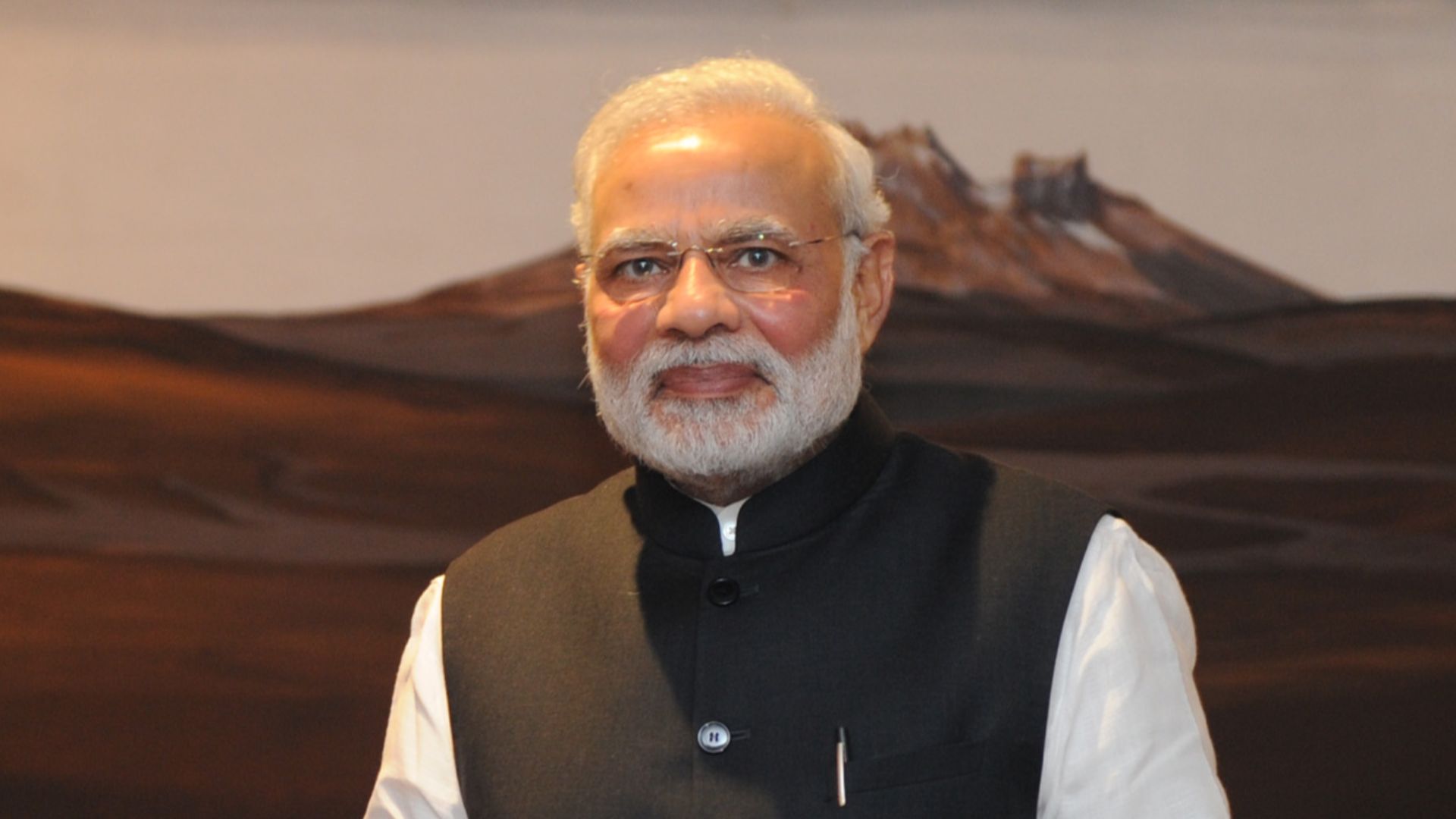 File:PM Narendra Modi with Michael Bloomberg.jpg