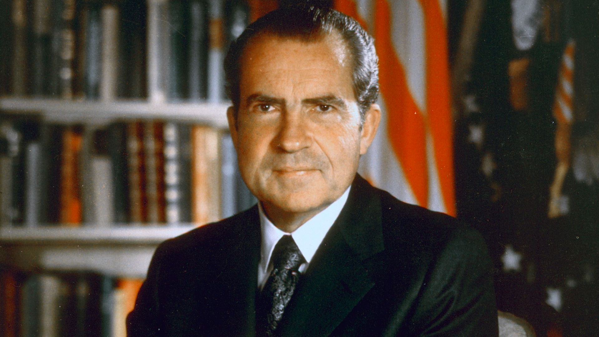 File:Nixon 30-0316a.jpg