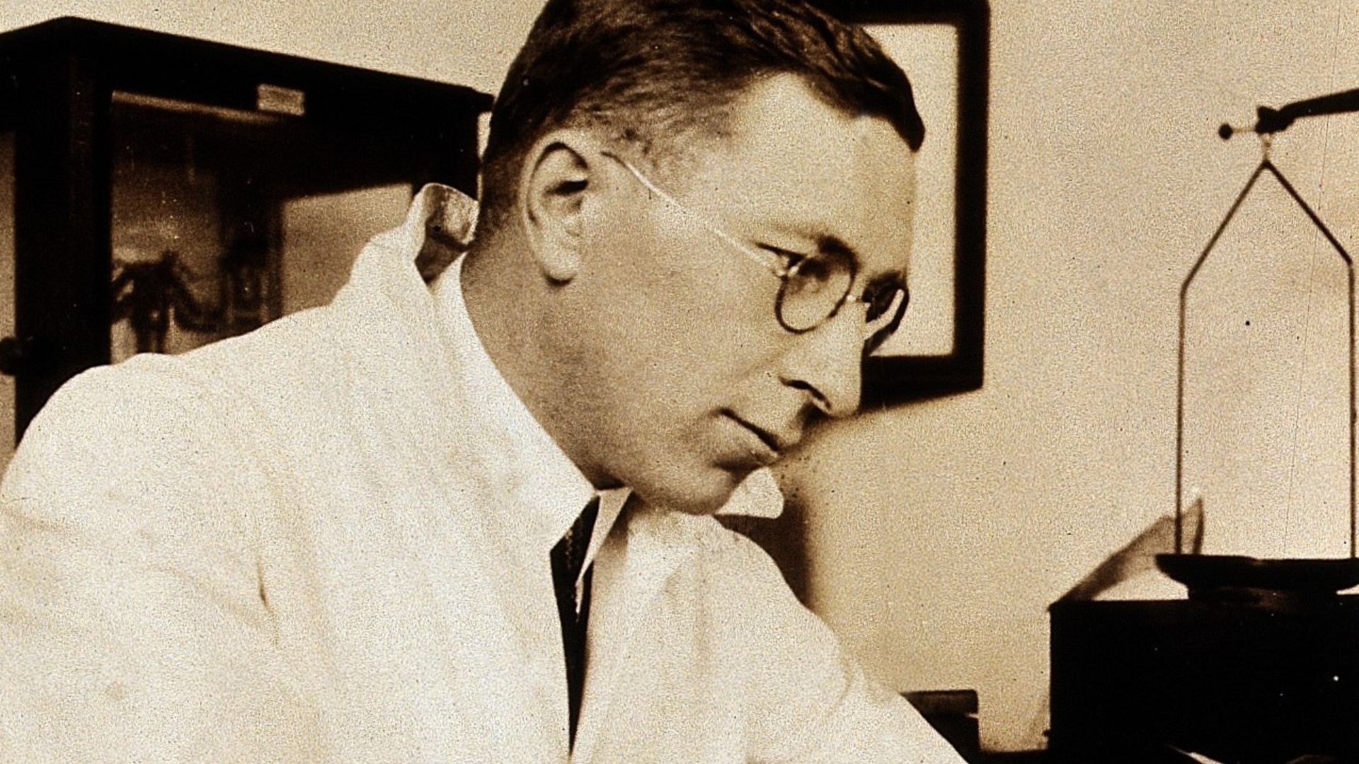 File:Frederick Banting 2.jpg
