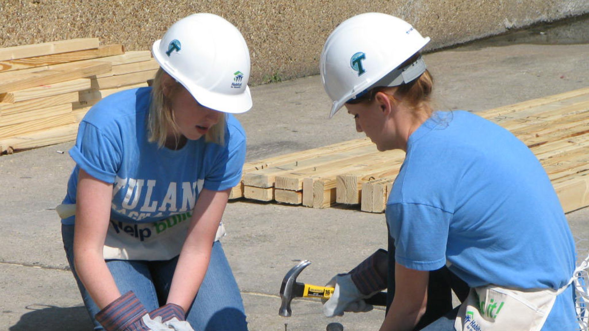 File:Habitat for Humanity - Tulane University students at work, 2007.jpg