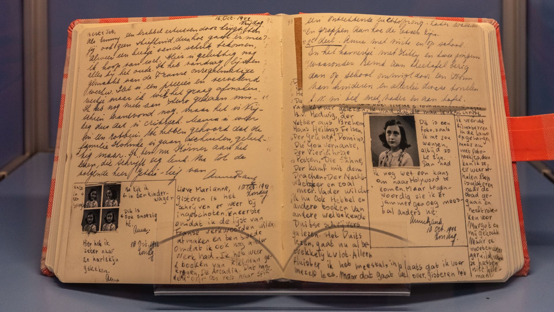 File:Diario de Anne Frank, Iglesia de San Nicolás, Kiel, Alemania, 2019-09-10, DD 22.jpg