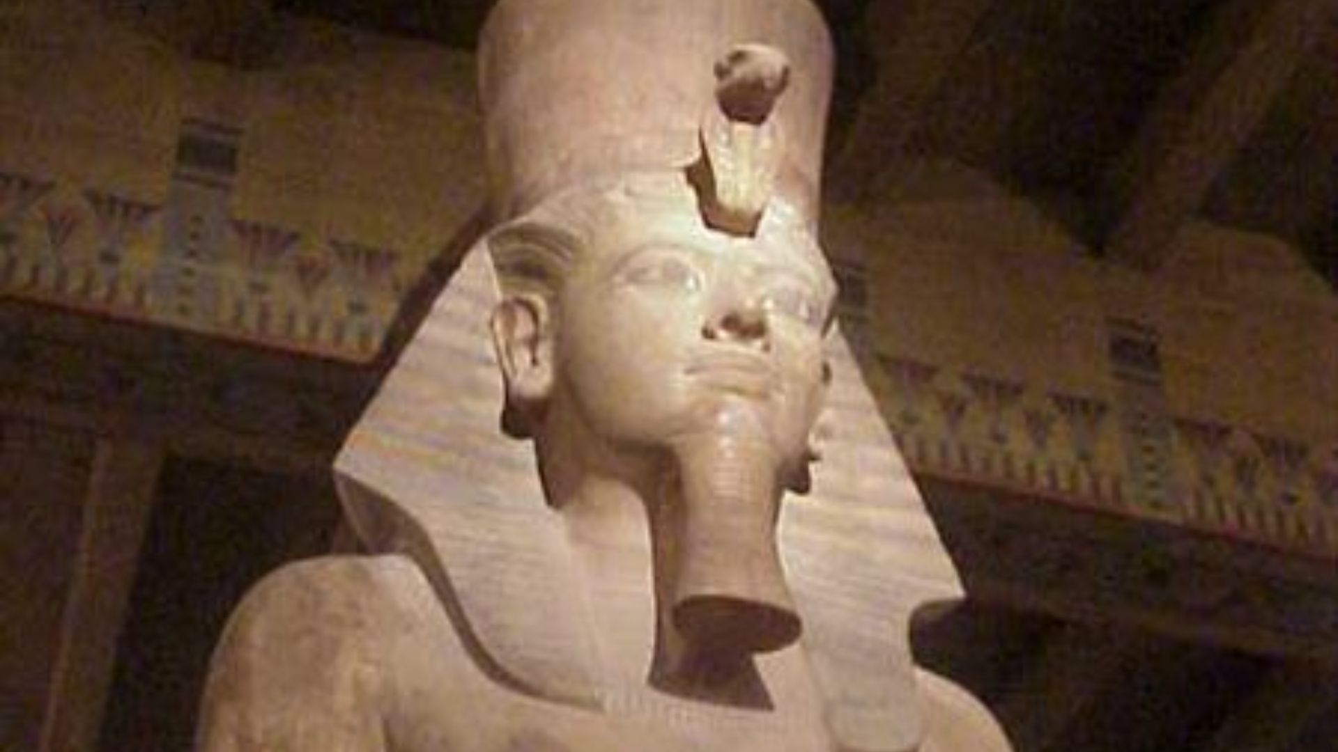 File:Tutankhamun oriental institute Chicago.jpg