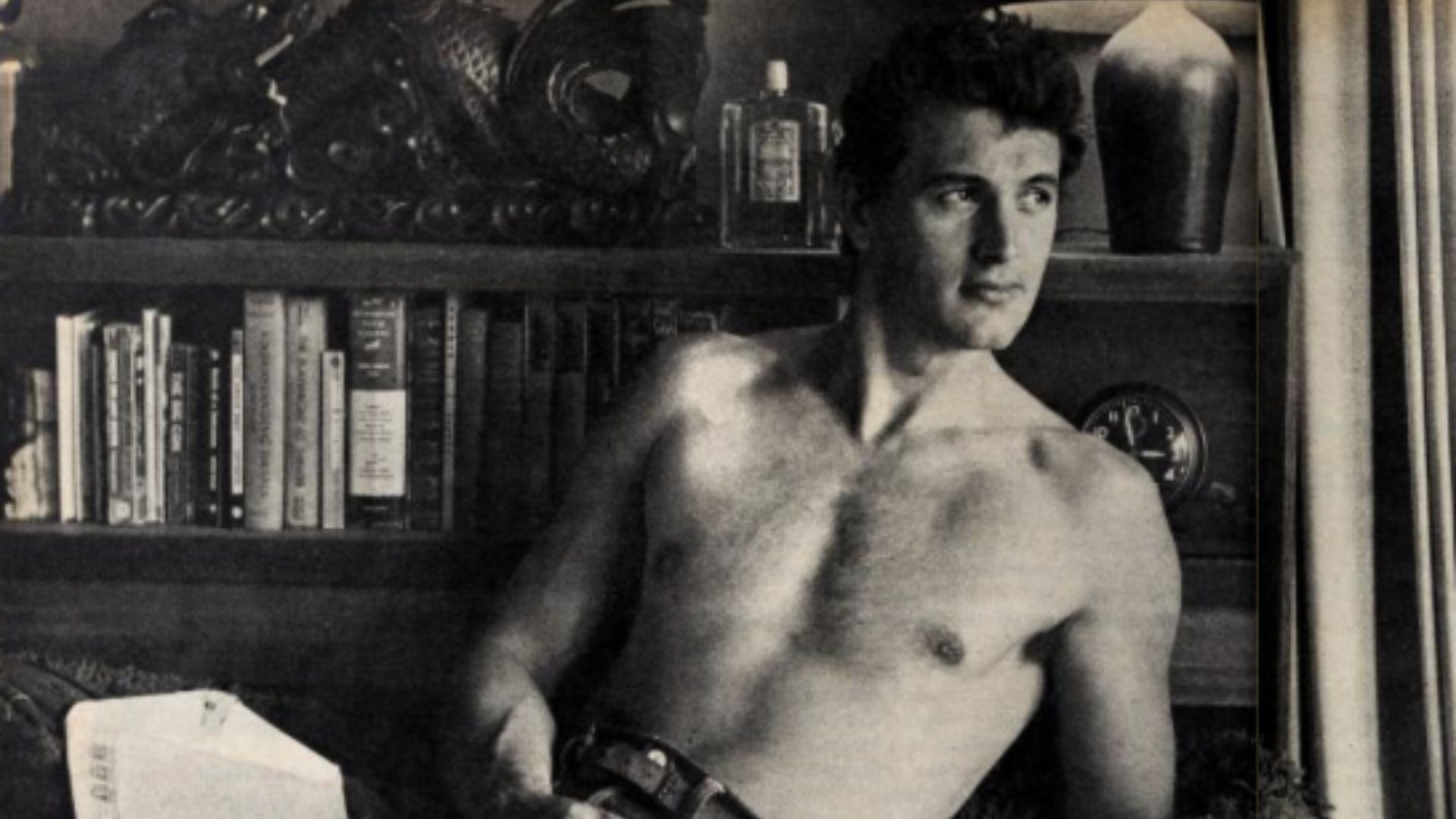 File:Rock Hudson in Photoplay 1953.png