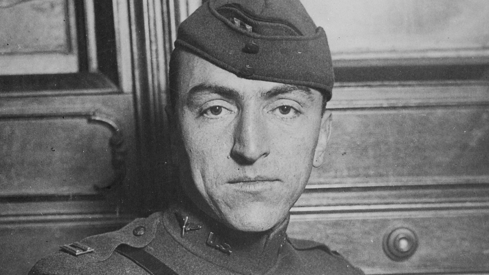 File:Captain Edward Rickenbacker, America's premier Ace officially credited with 22 enemy planes and the proud wearer of th - NARA - 533720.jpg