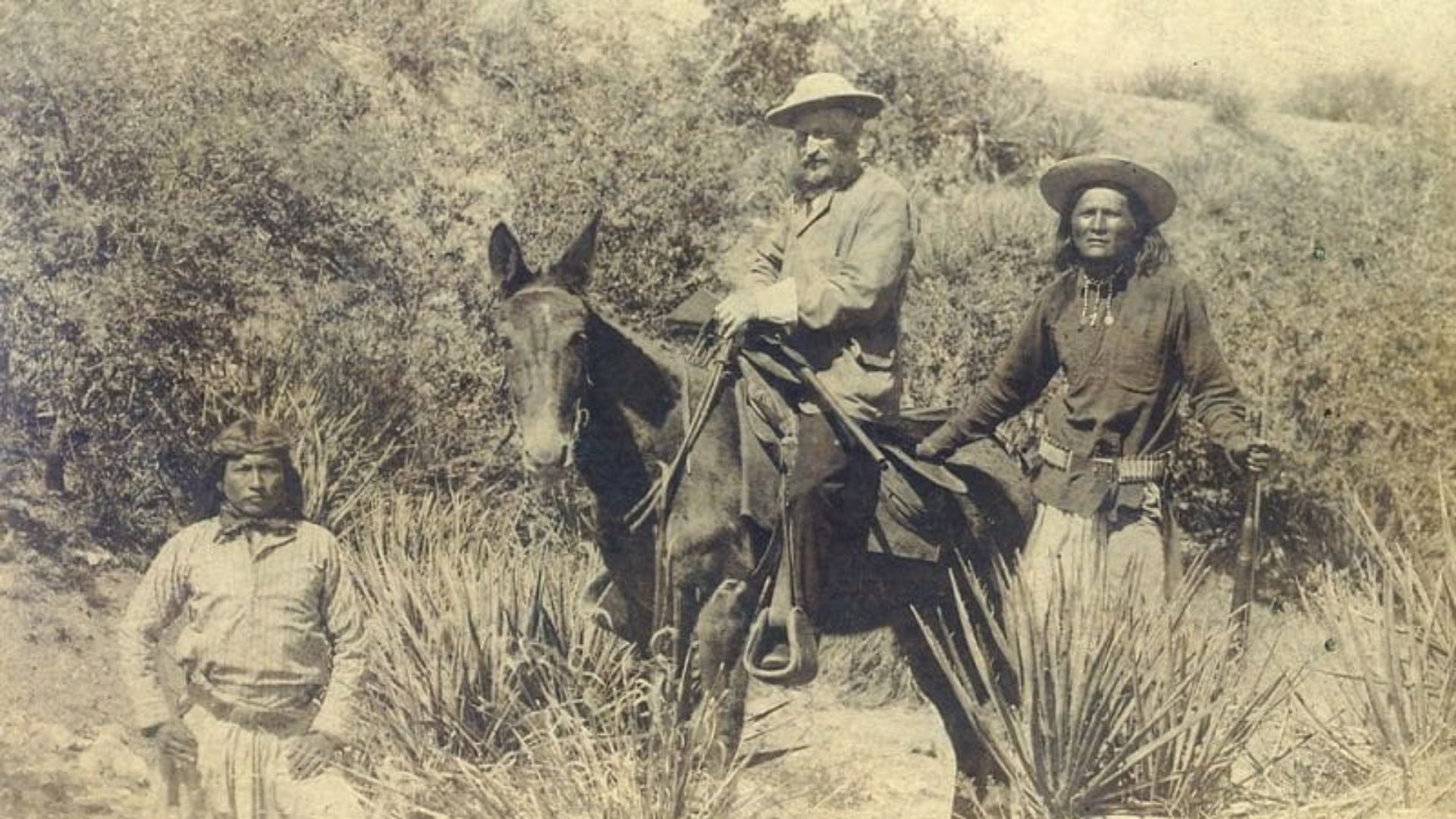 File:George Crook 1.jpg