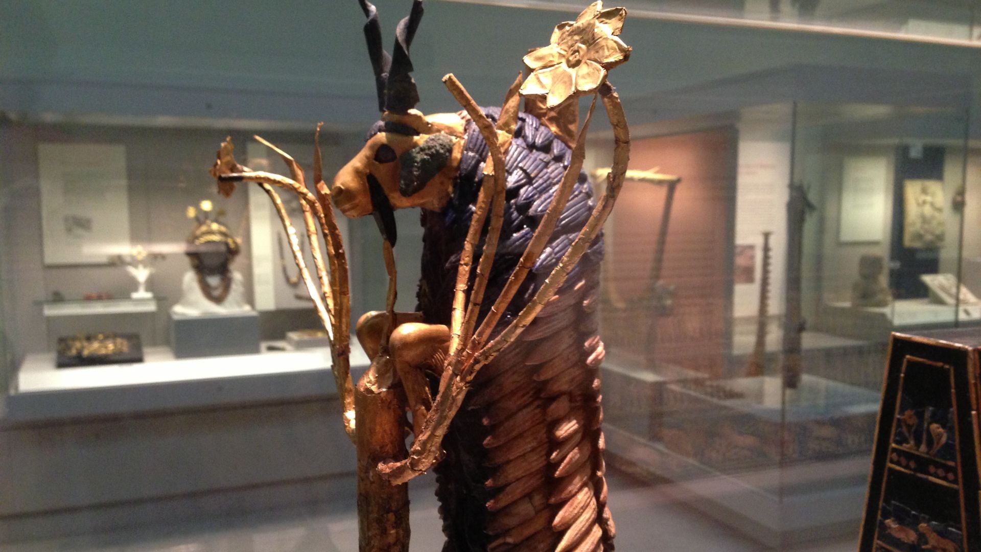 File:Ram Caught in a Thicket, from ancient Mesopotamia - British Museum (42636808055).jpg