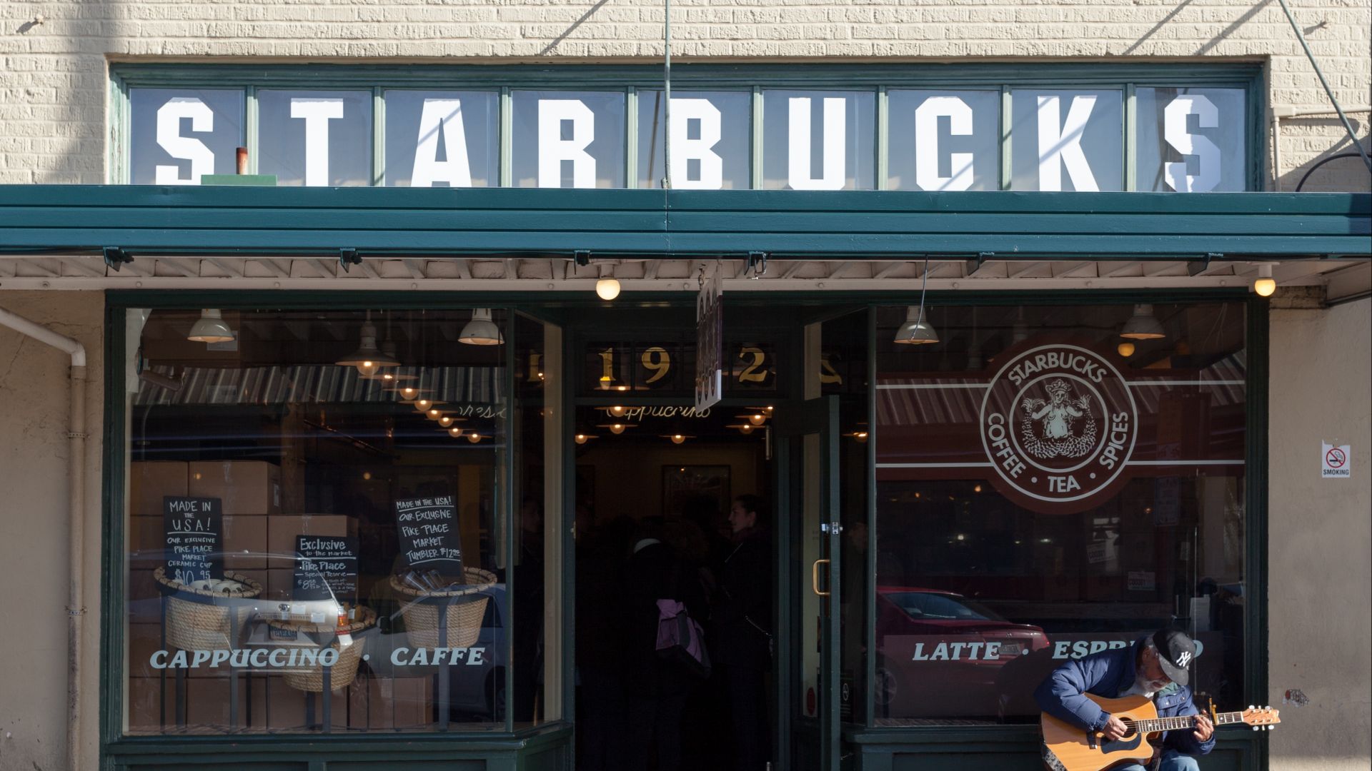 File:The original Starbucks.jpg