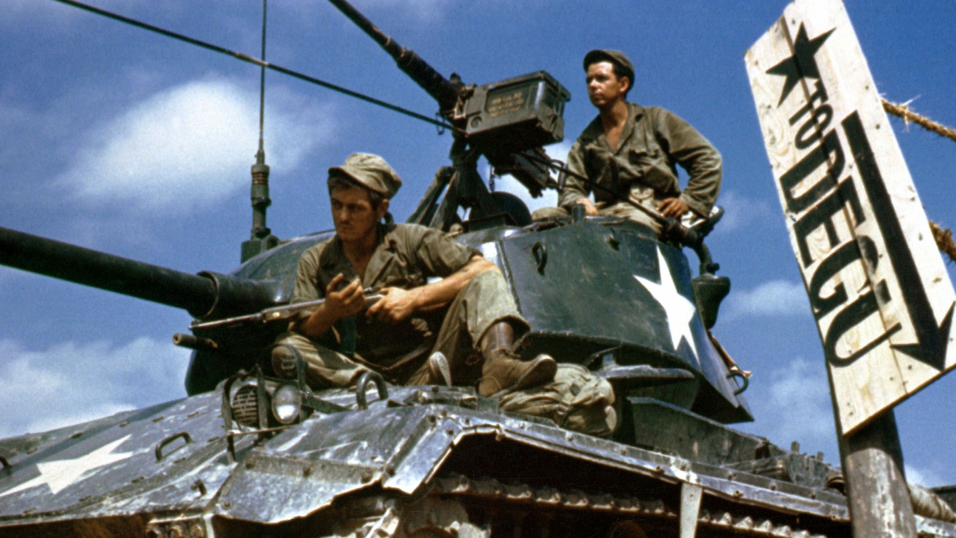 File:HA-SC-98-06983-Crew of M24 along Naktong River front-Korean war-17 Aug 1950.JPEG