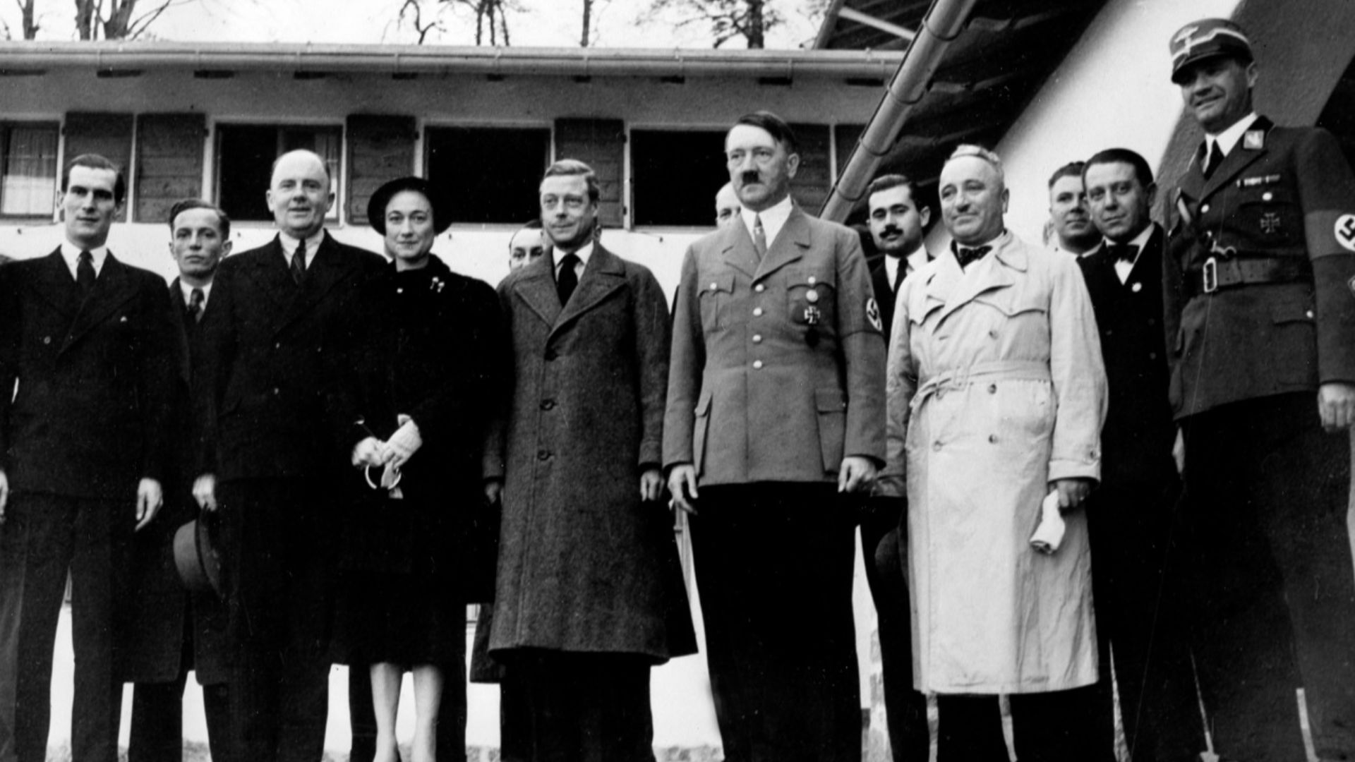 File:Duc et duchesse de Windsor avec Hitler (1937).jpg