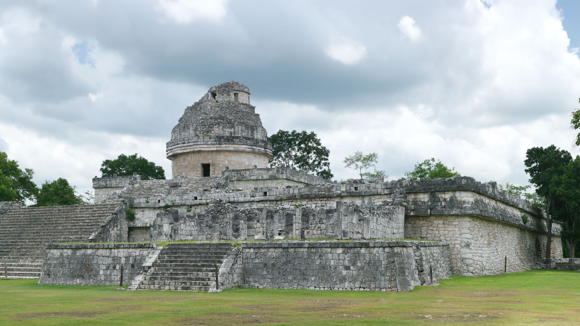 File:Chichen Itza 4.jpg