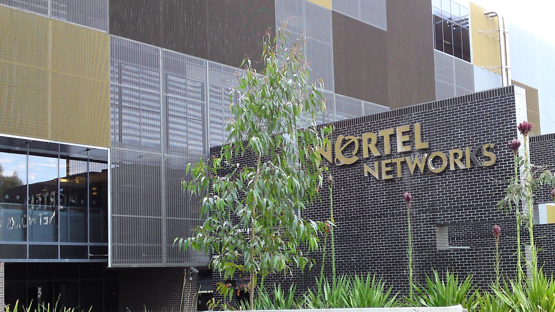 File:Nortel Building.JPG