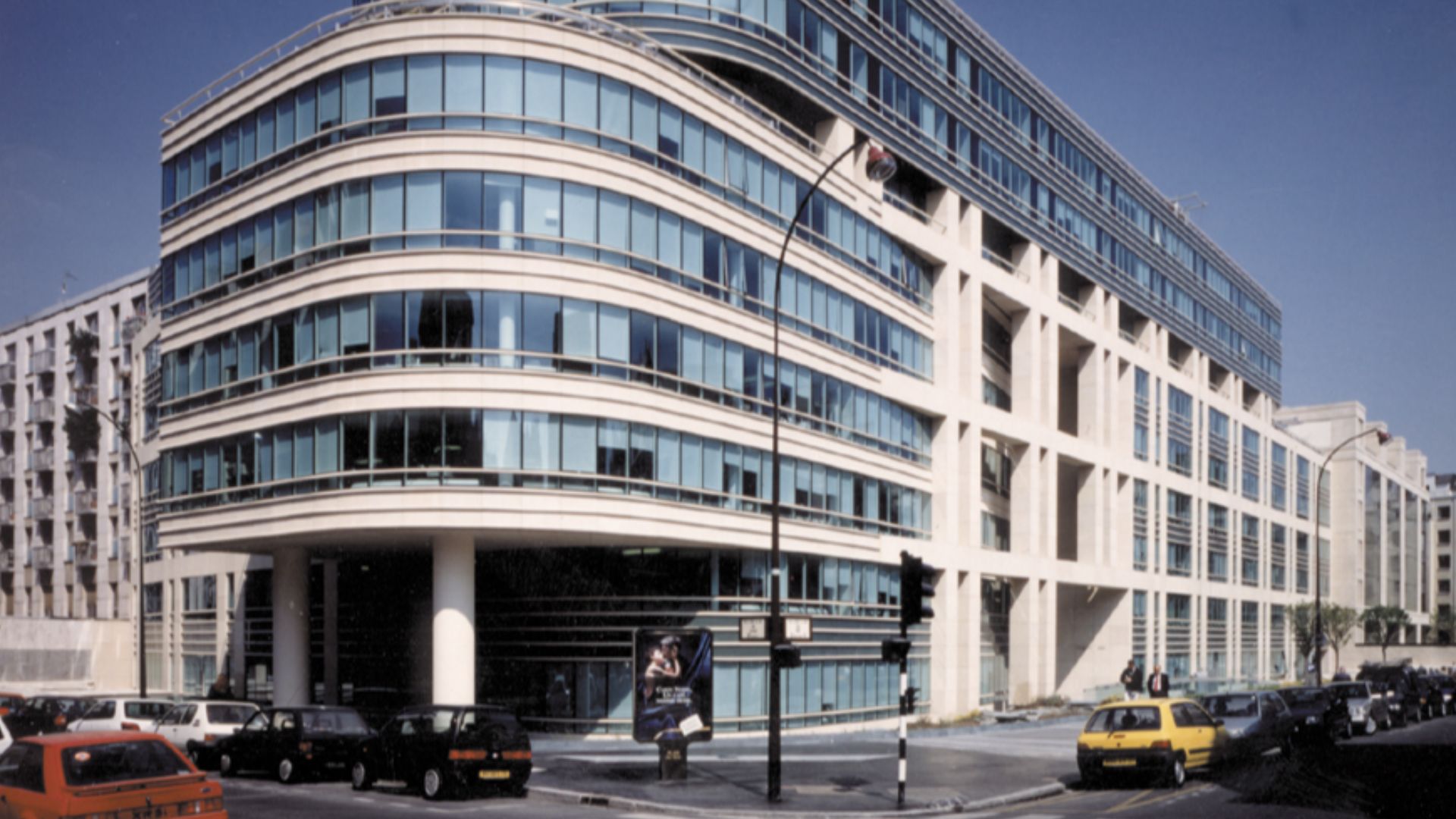 File:Arthur Andersen (1) - Neuilly-sur-Seine.jpg