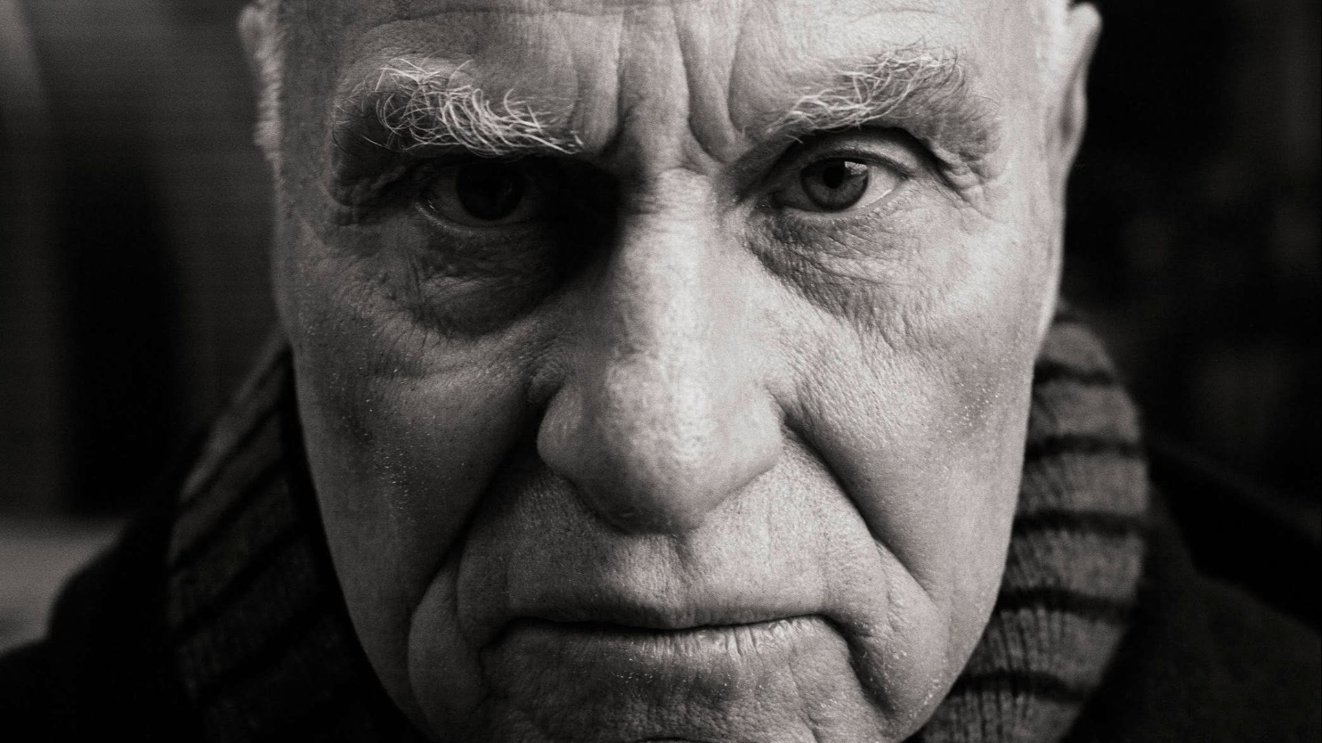 File:Oliver Mark - Richard Serra, Siegen 2005.jpg