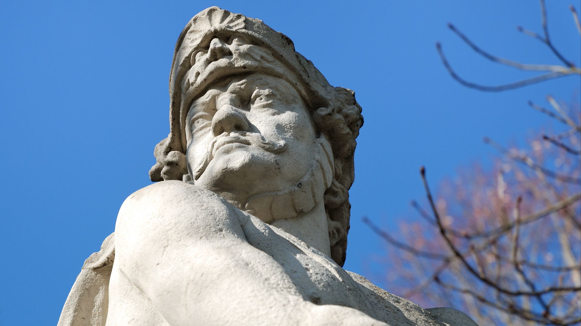 File:Nordkirchen 2010-100307-10870-Burgallee-Mars-Portrait.jpg