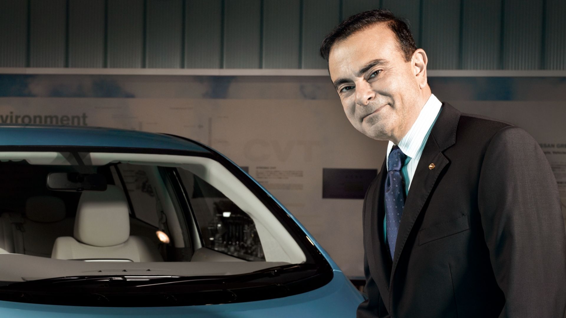 File:Carlos Ghosn Leaf.JPG