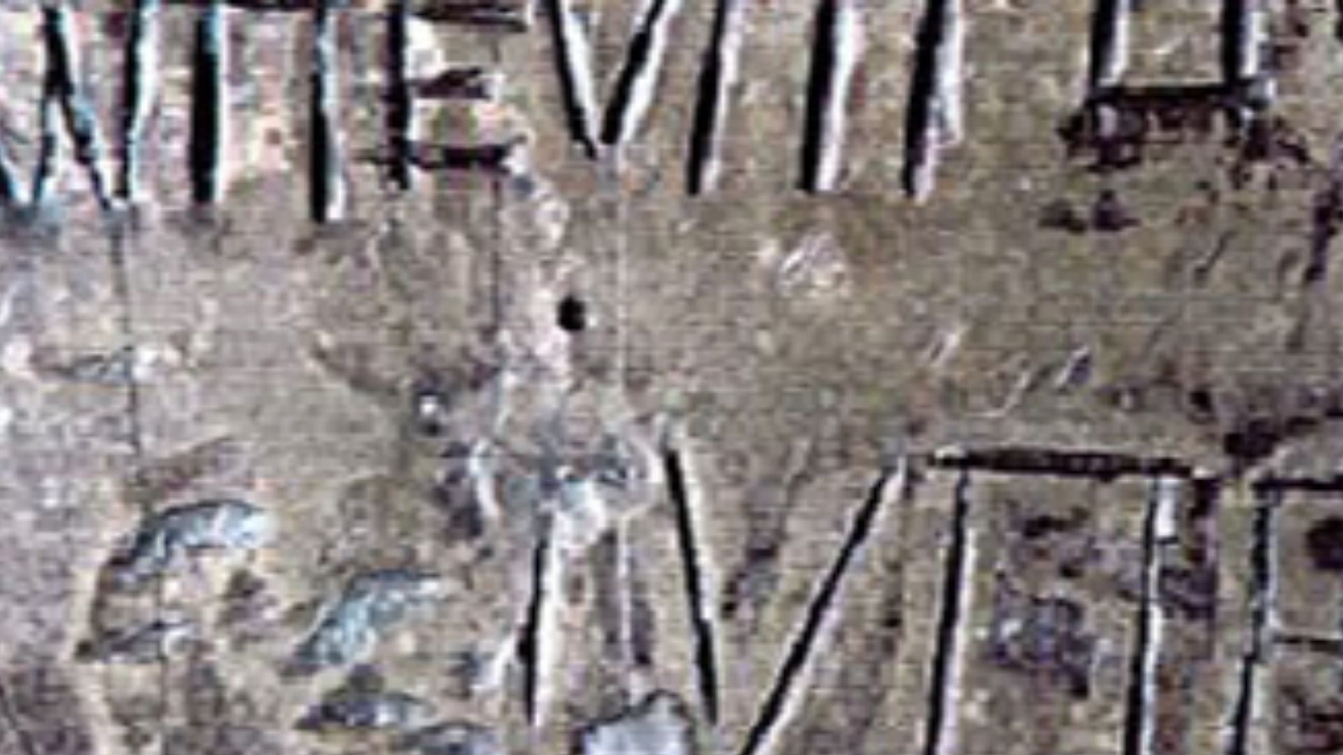 File:Comparison of Rollout of Set of Silversmithing Tools with Sir Francis Drake's, Plate of Brass discovered in 1936.png