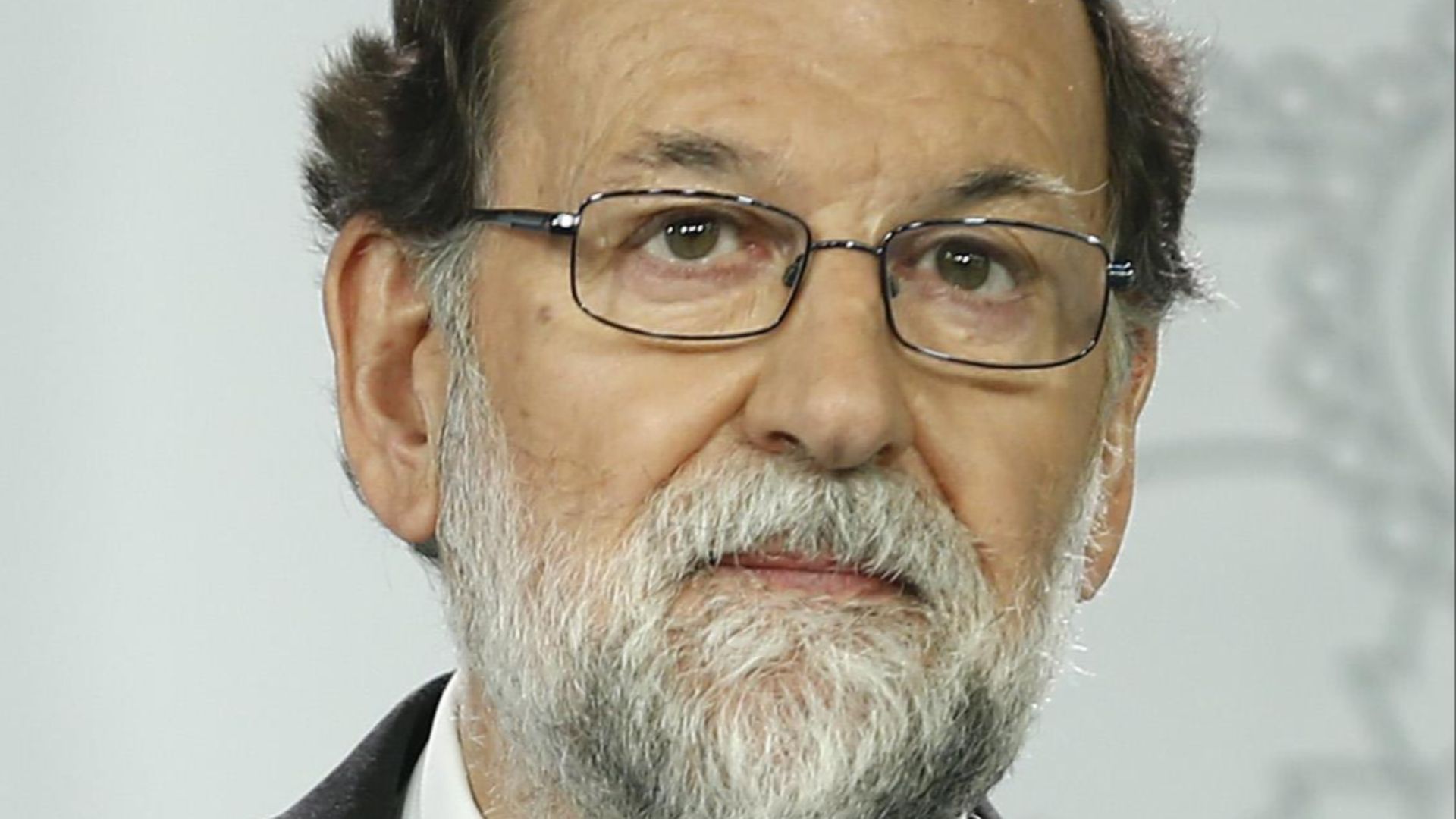File:Rajoy anuncia elecciones en Cataluña 05 (cropped).jpg