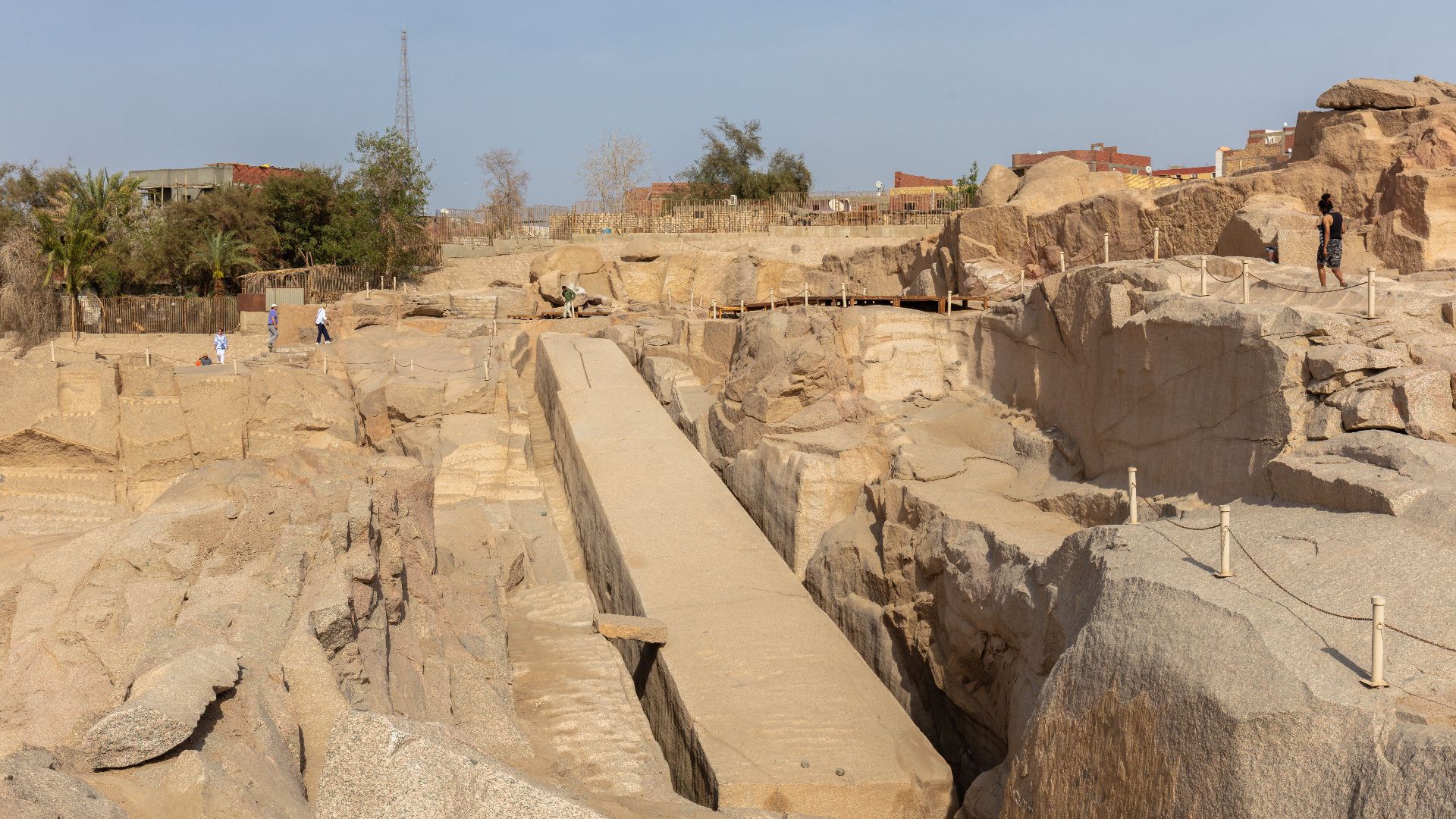 File:Obelisco inacabado, Asuán, Egipto, 2022-04-01, DD 166.jpg