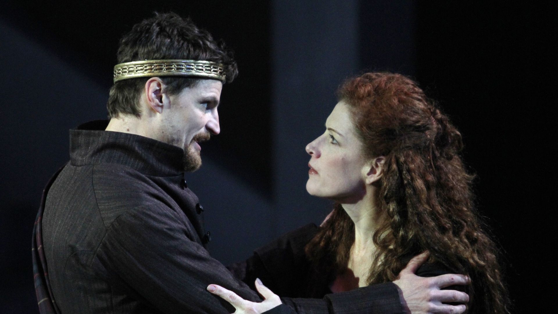 File:Bob Frazer (Macbeth) and Colleen Wheeler (Lady Macbeth) in Macbeth at Bard on the Beach. Photo, David Blue.jpg