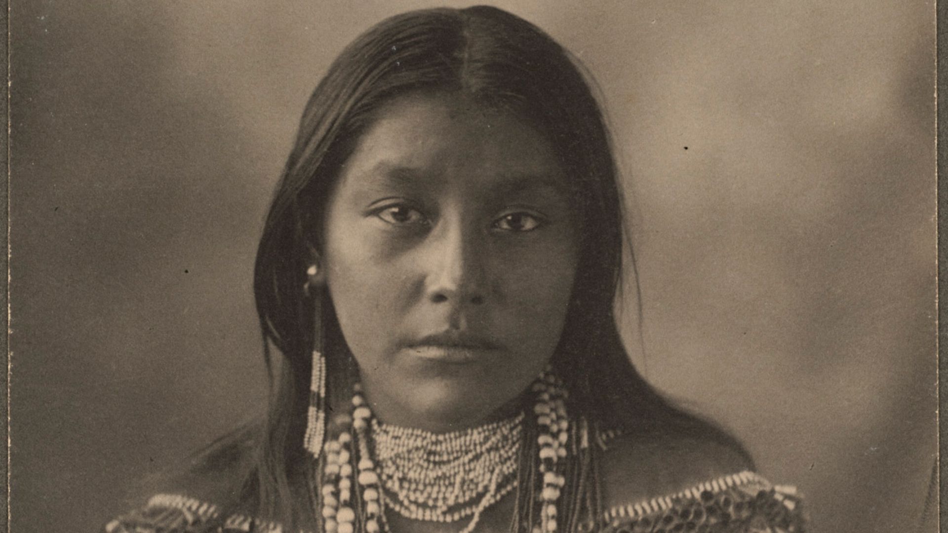 File:Chiricahua Apache Hattie Tom.jpg