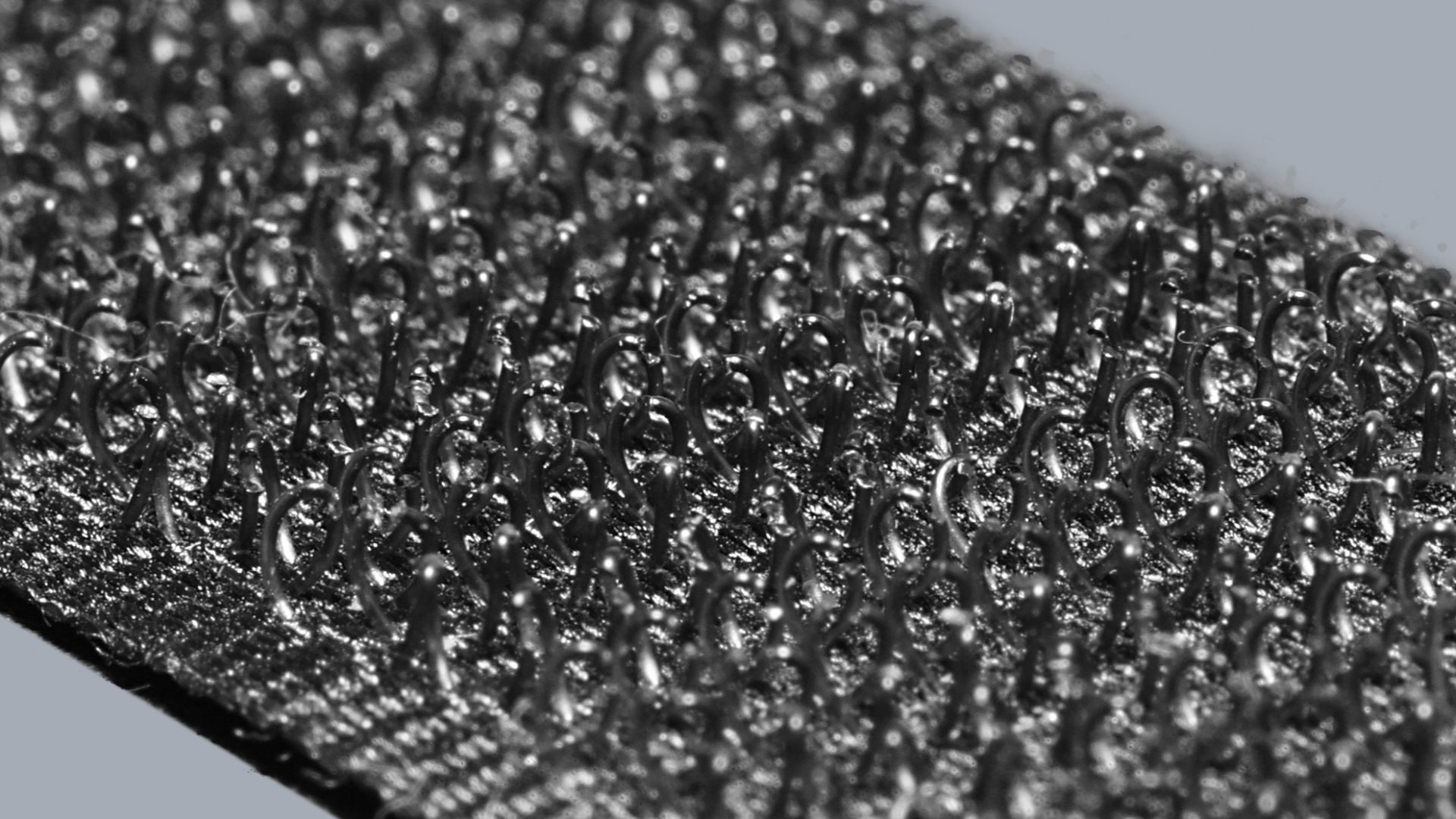 File:Velcro Hooks.jpg