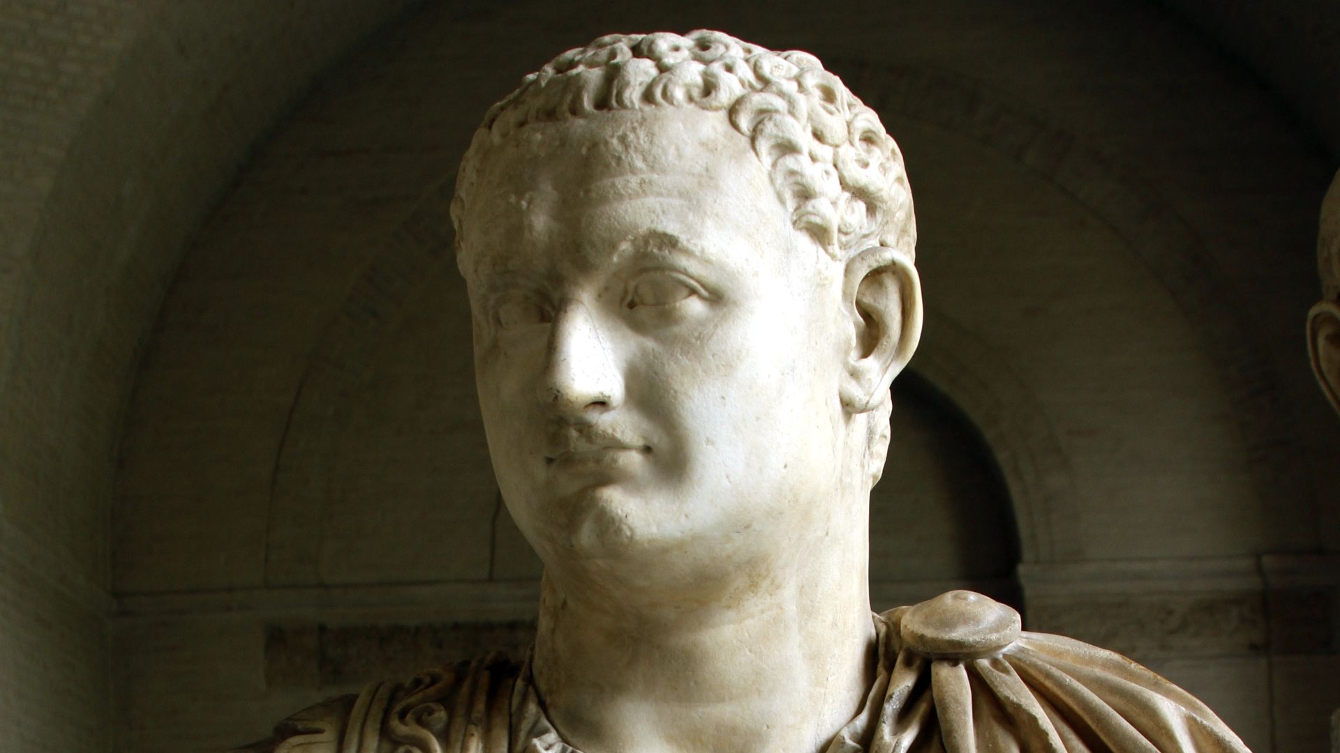 File:Bust of Titus (loan from Schloss Erbach) - Glyptothek - Munich - Germany 2017.jpg