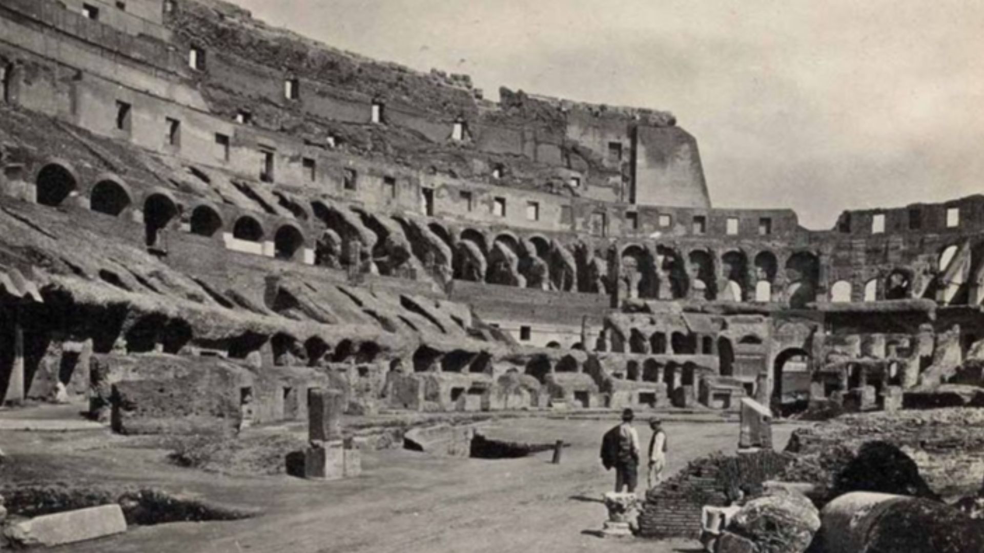 File:Frith, Francis (1822-1898) - Roma - Interno del Colosseo.jpg