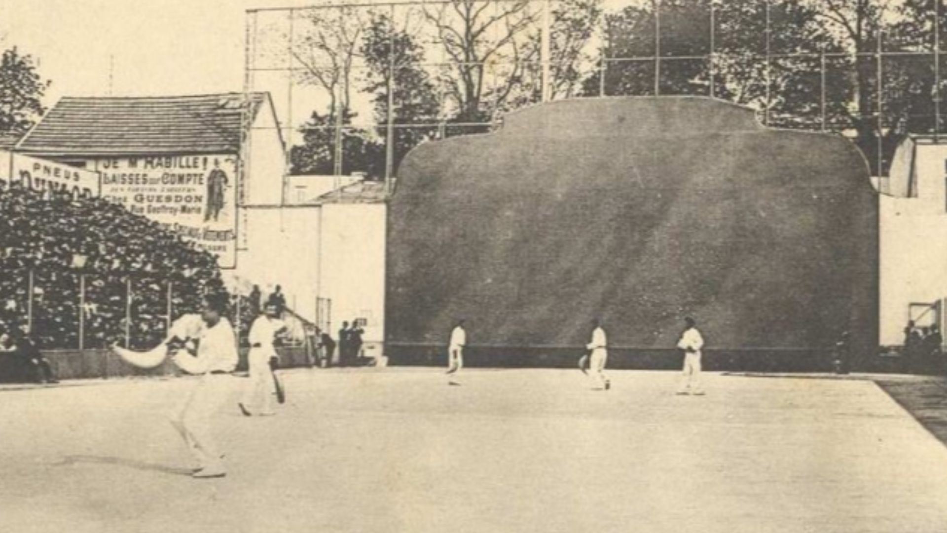 File:Fronton Pelote Basque Cercle Saint-James Neuilly.jpg