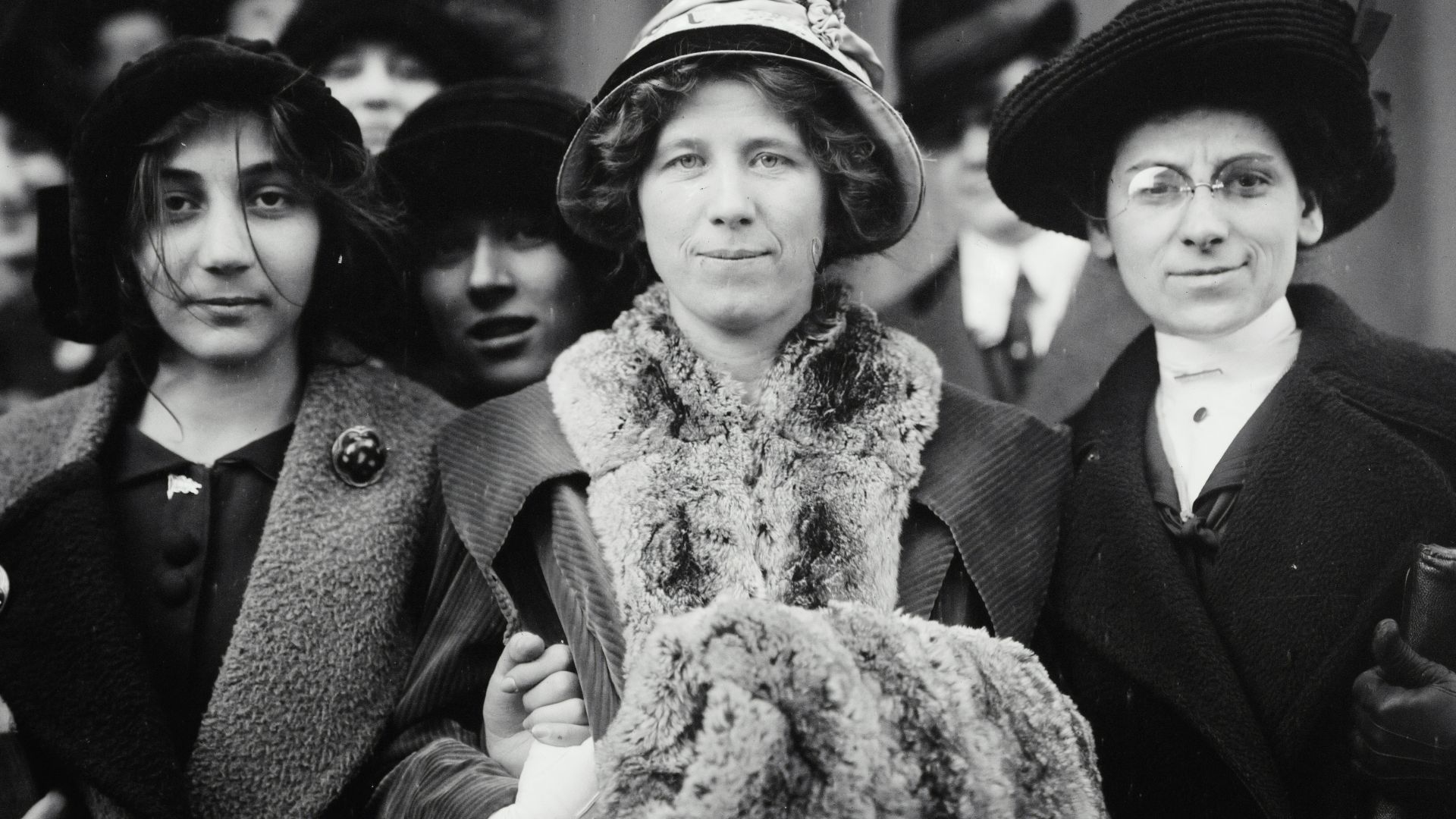 14-yr. old striker, Fola La Follette, and Rose Livingston