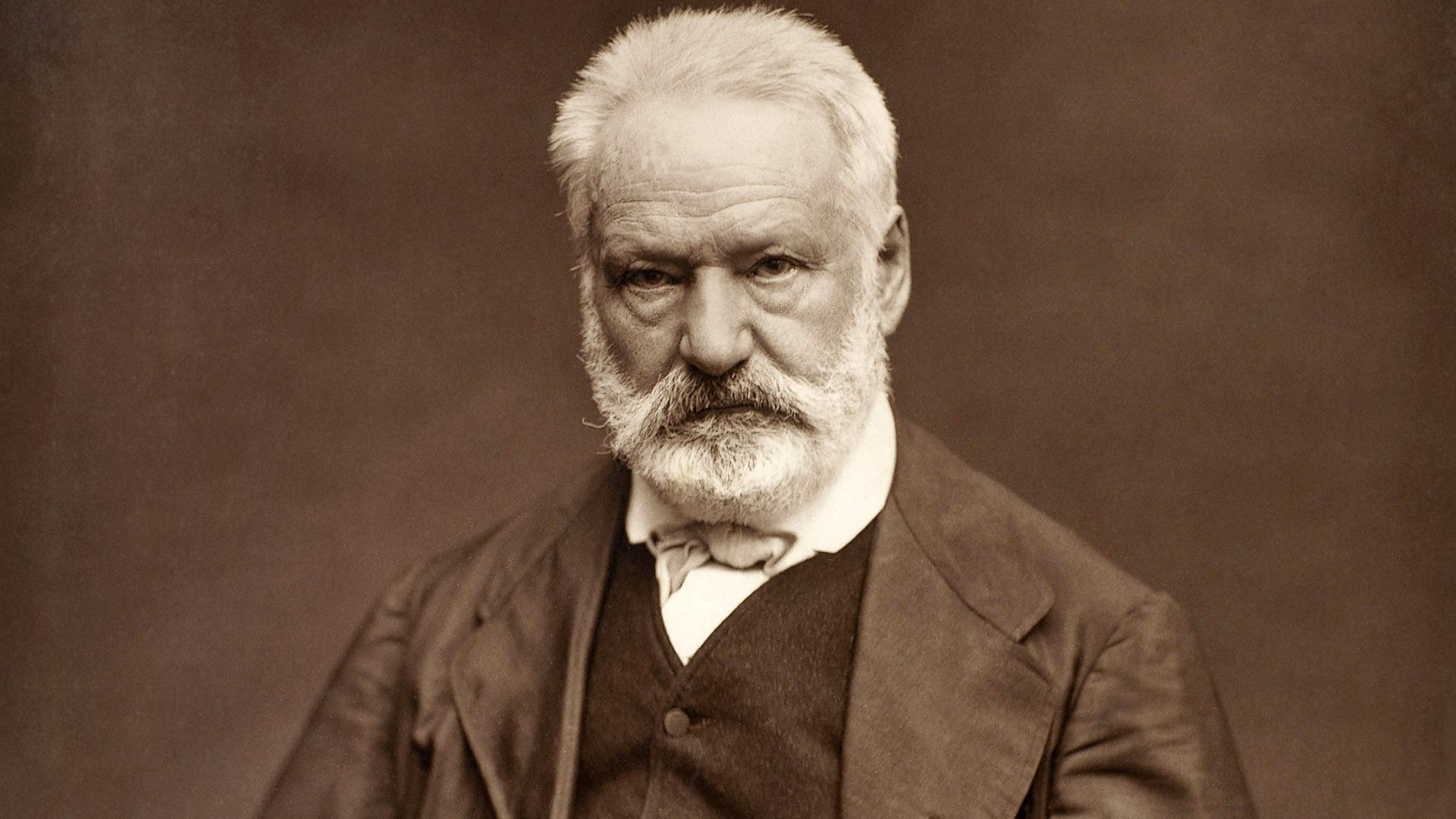 File:Victor Hugo by Étienne Carjat 1876 - full.jpg