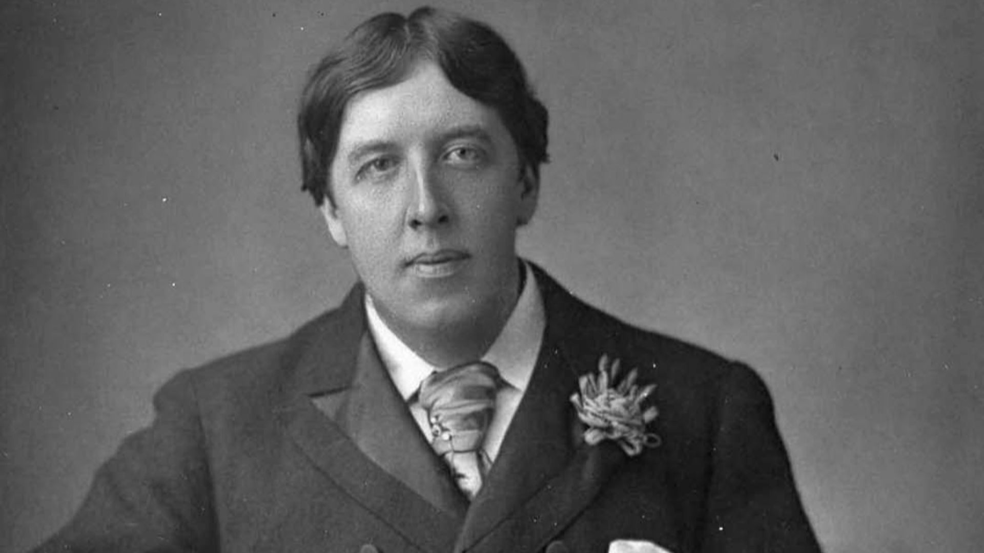 File:Oscar Wilde (1854-1900) 1889, May 23. Picture by W. and D. Downey.jpg