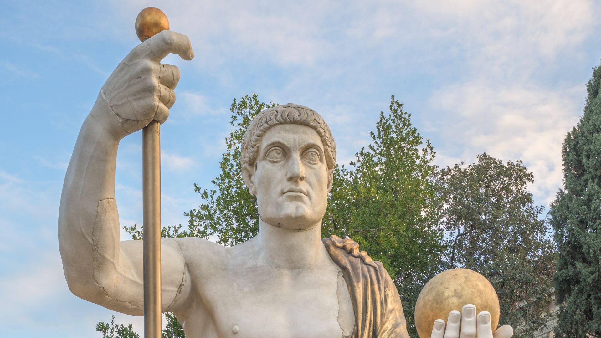 File:Colossus of Constantine I 03.jpg